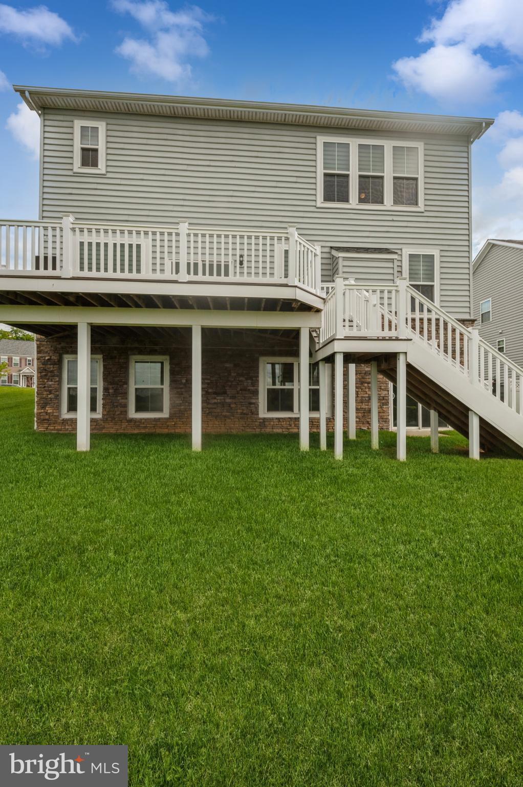 RESIDENCES AT QUARRY PLACE - Residential