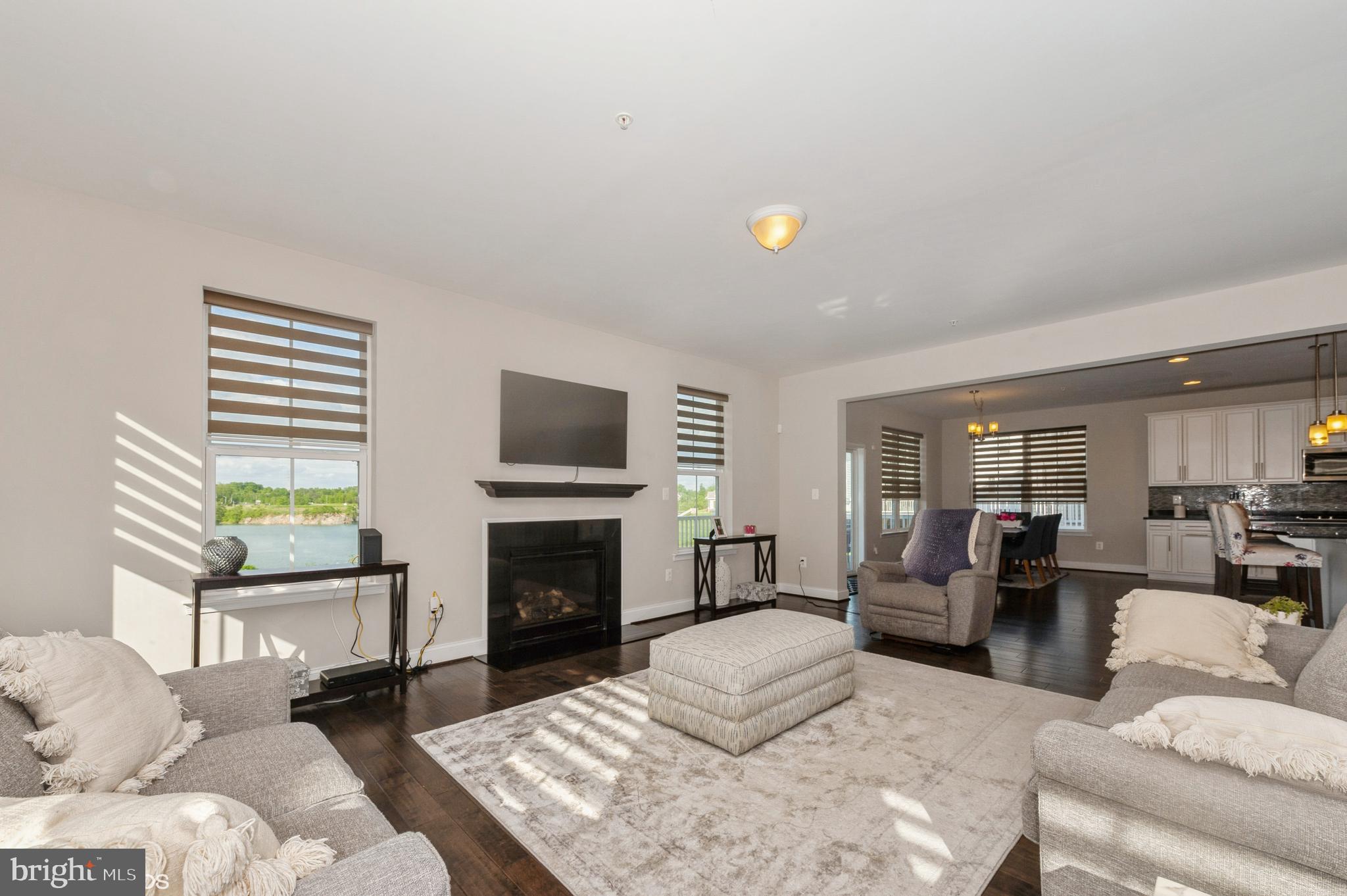 RESIDENCES AT QUARRY PLACE - Residential