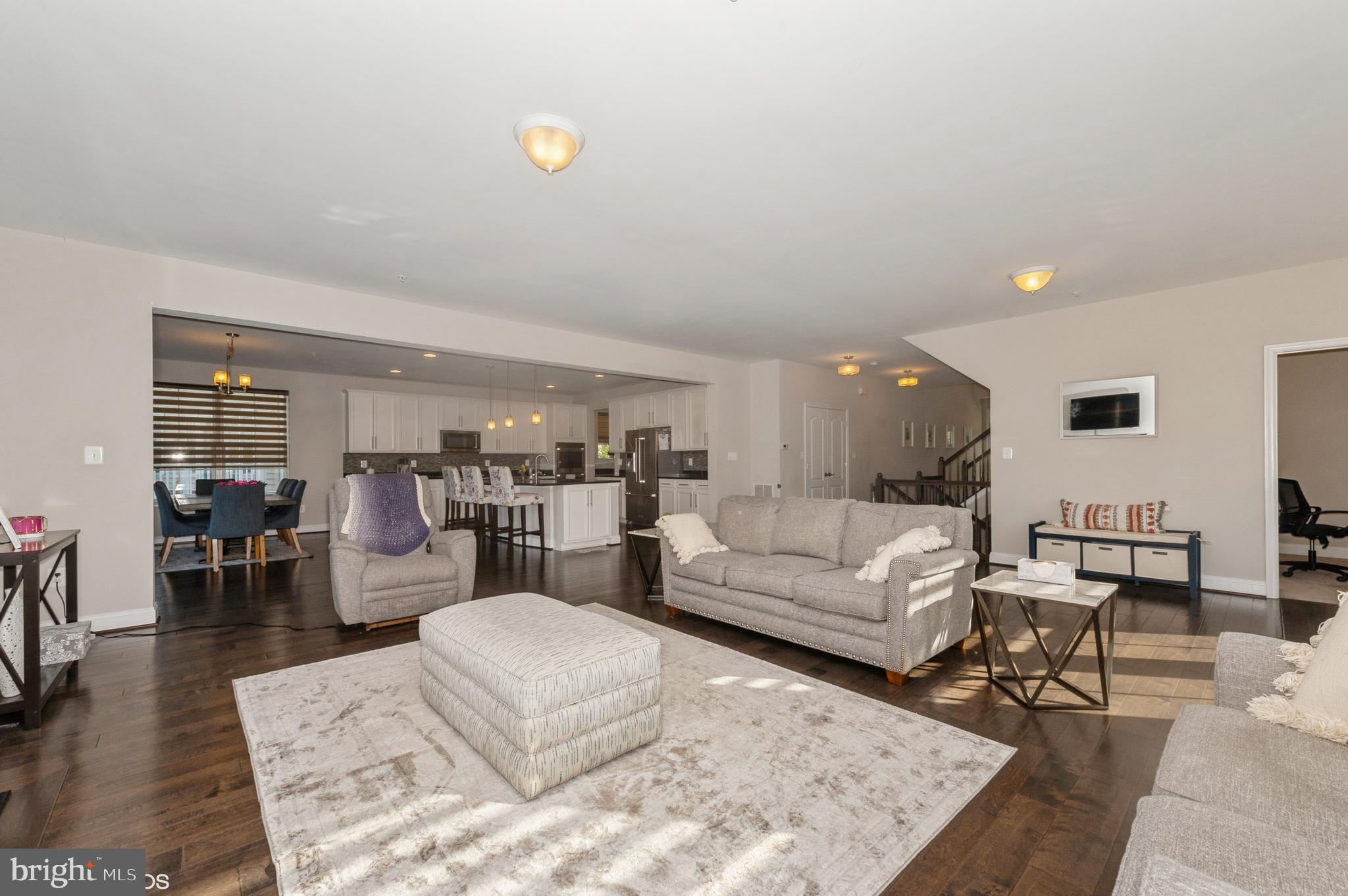 RESIDENCES AT QUARRY PLACE - Residential