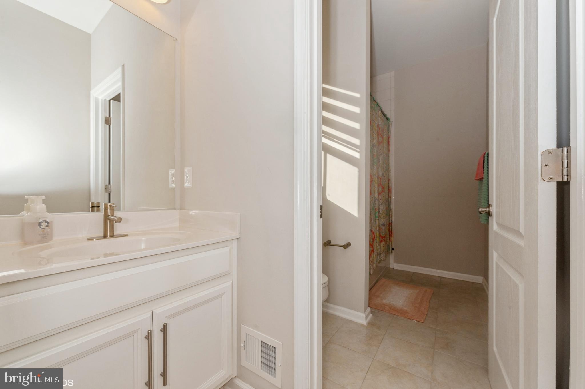 RESIDENCES AT QUARRY PLACE - Residential