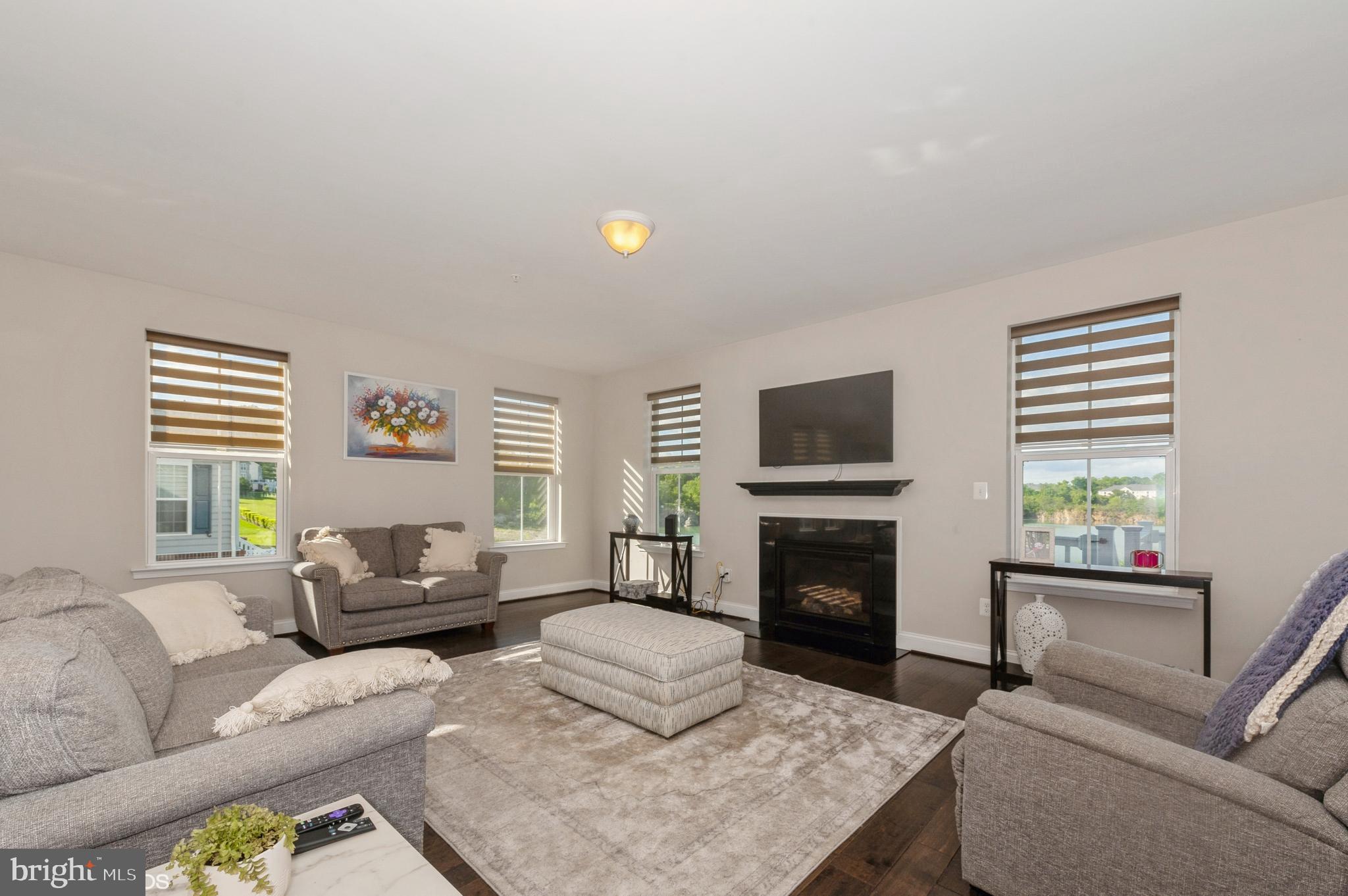 RESIDENCES AT QUARRY PLACE - Residential