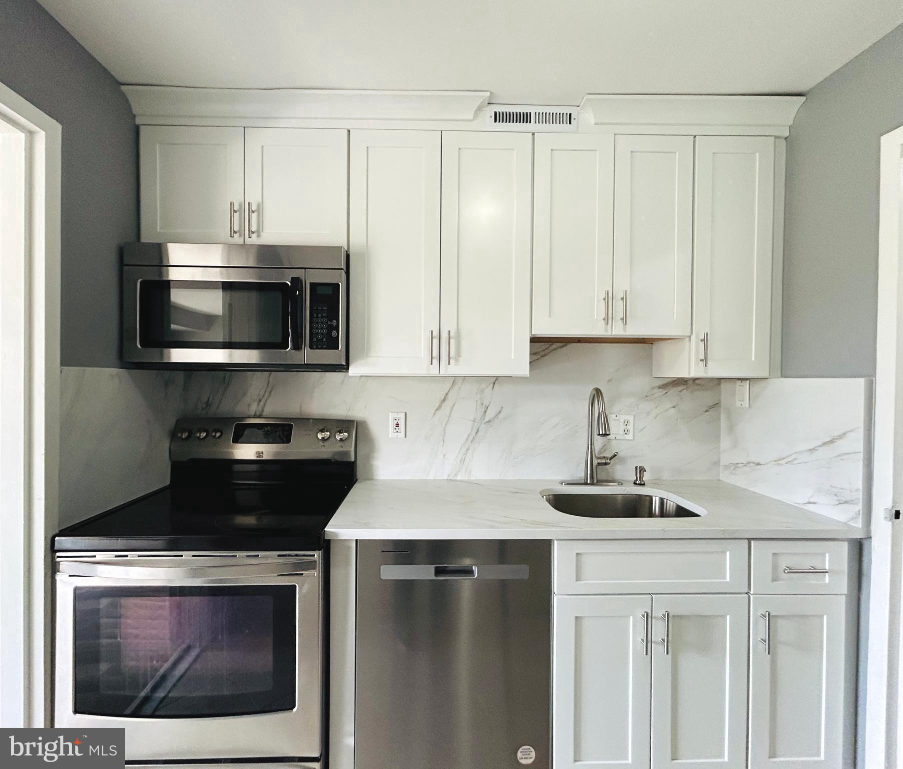 WOODLAKE TOWERS - Residential Lease