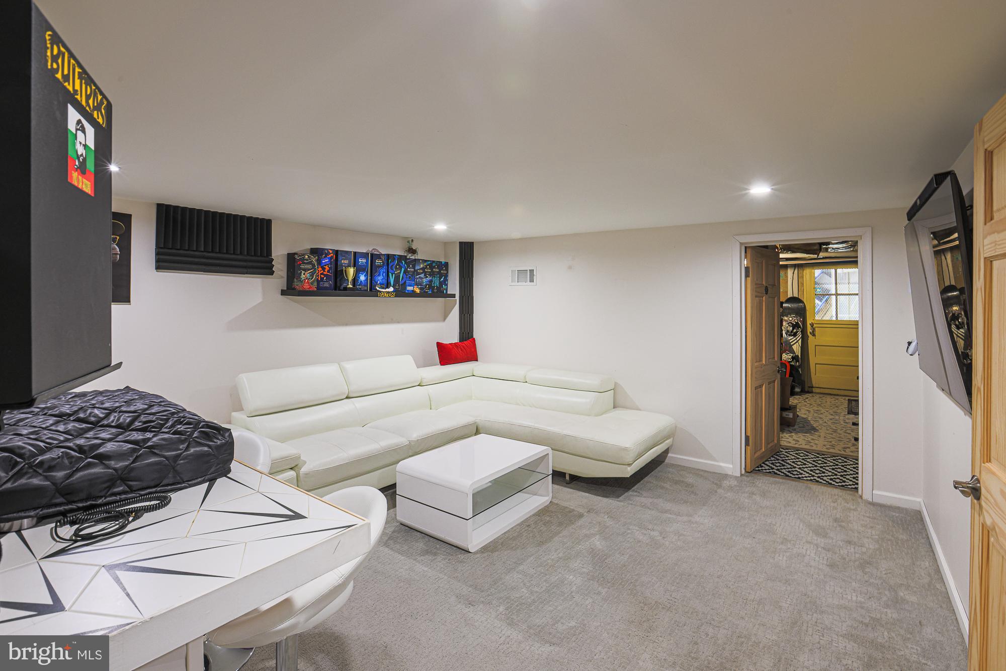 TOWSON PARK - Residential