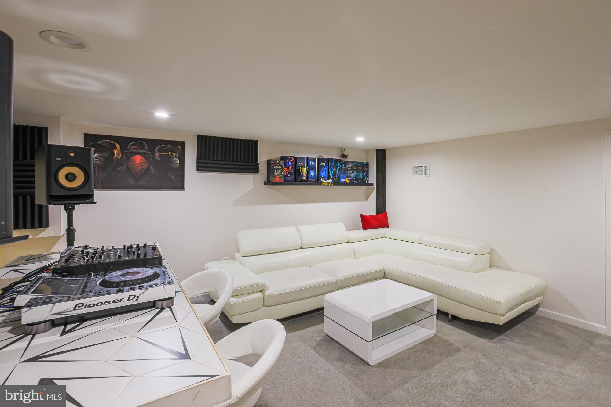 TOWSON PARK - Residential