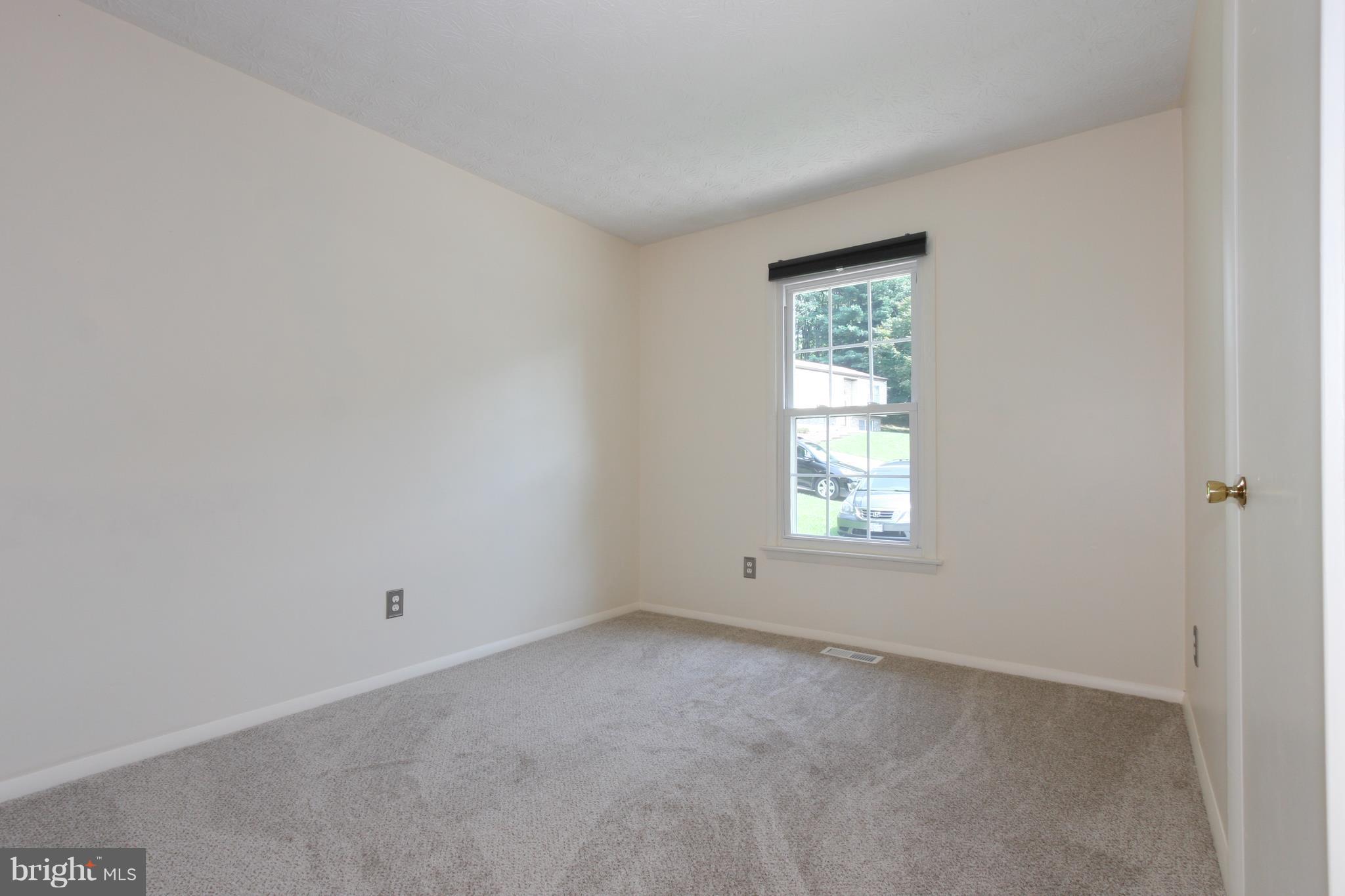 BRADFORD VILLAGE - Residential