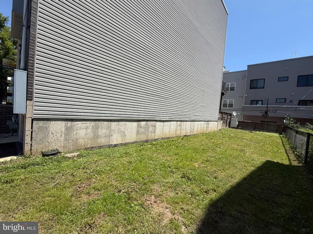 OLDE KENSINGTON - Land