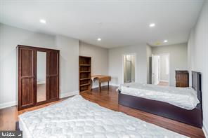 TEMPLE UNIVERSITY - Residential Income