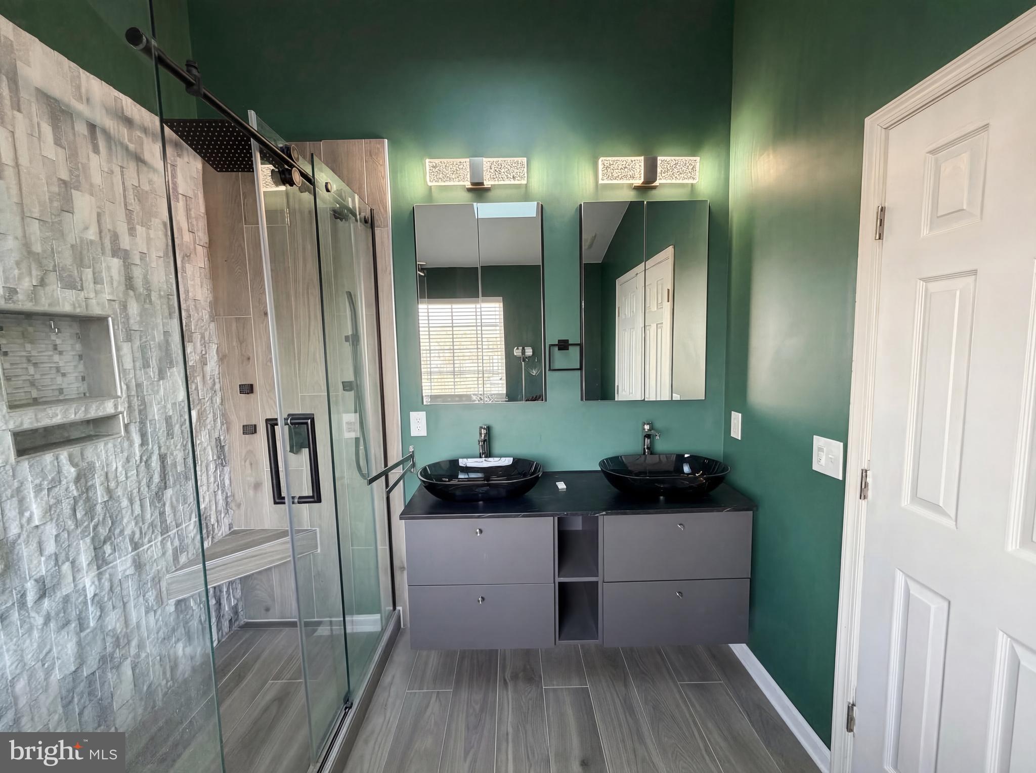 SPRING LAKES - Residential