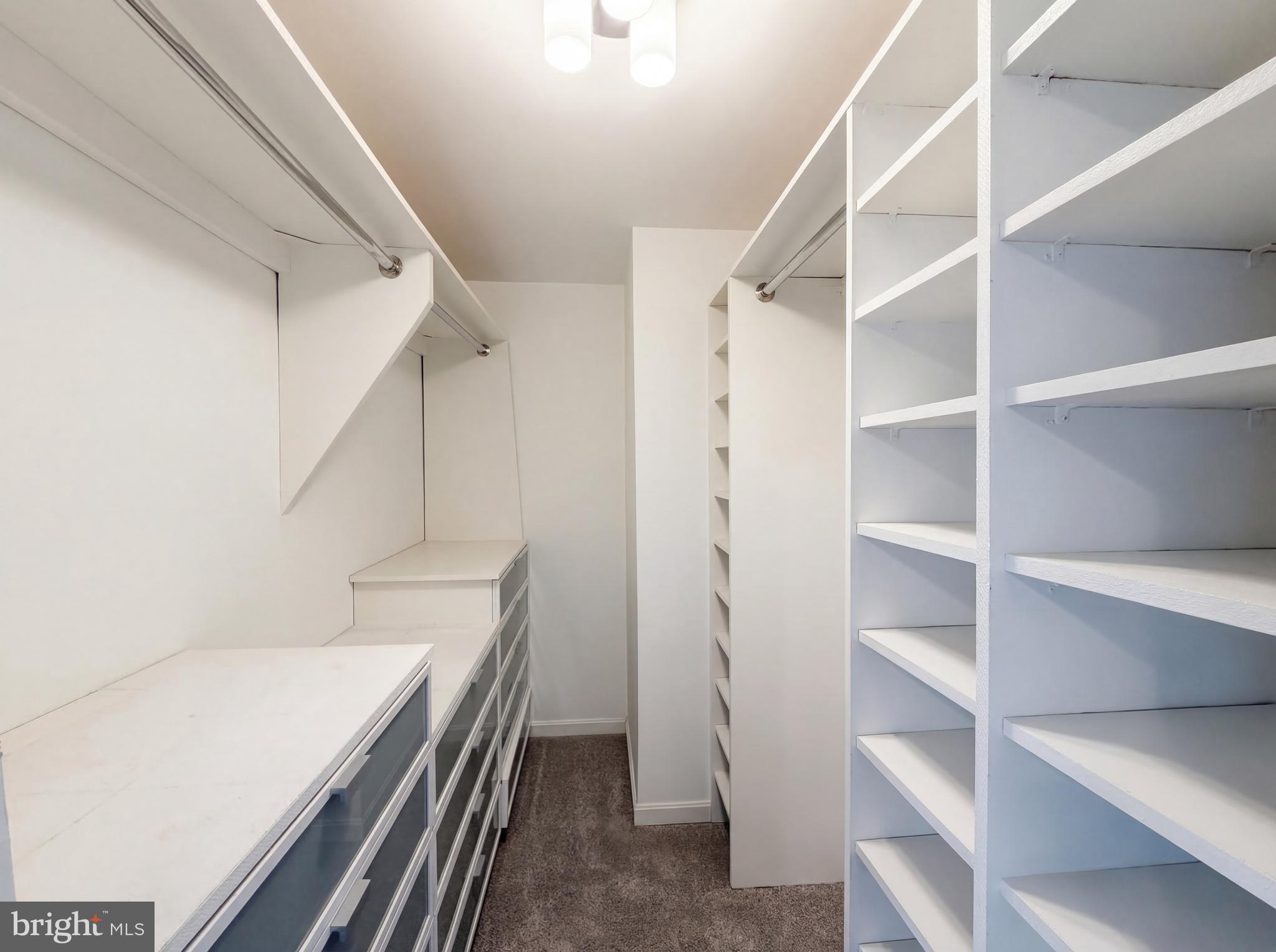 SPRING LAKES - Residential