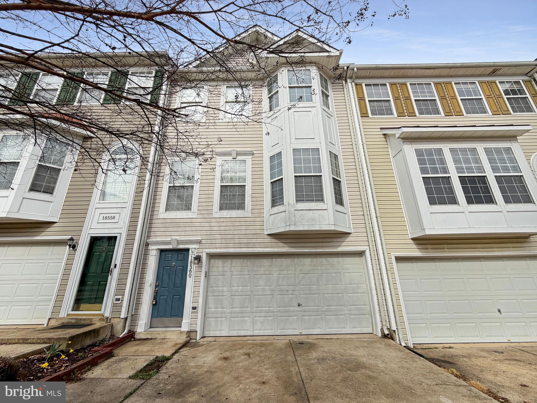 SPRING LAKES - Residential