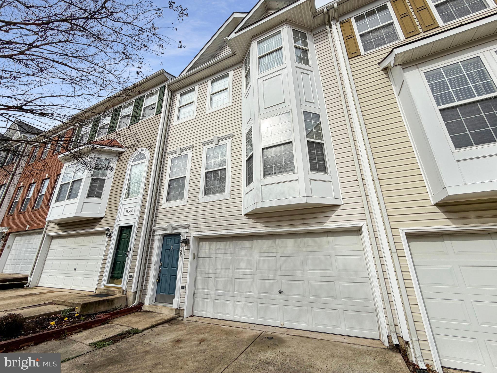 SPRING LAKES - Residential