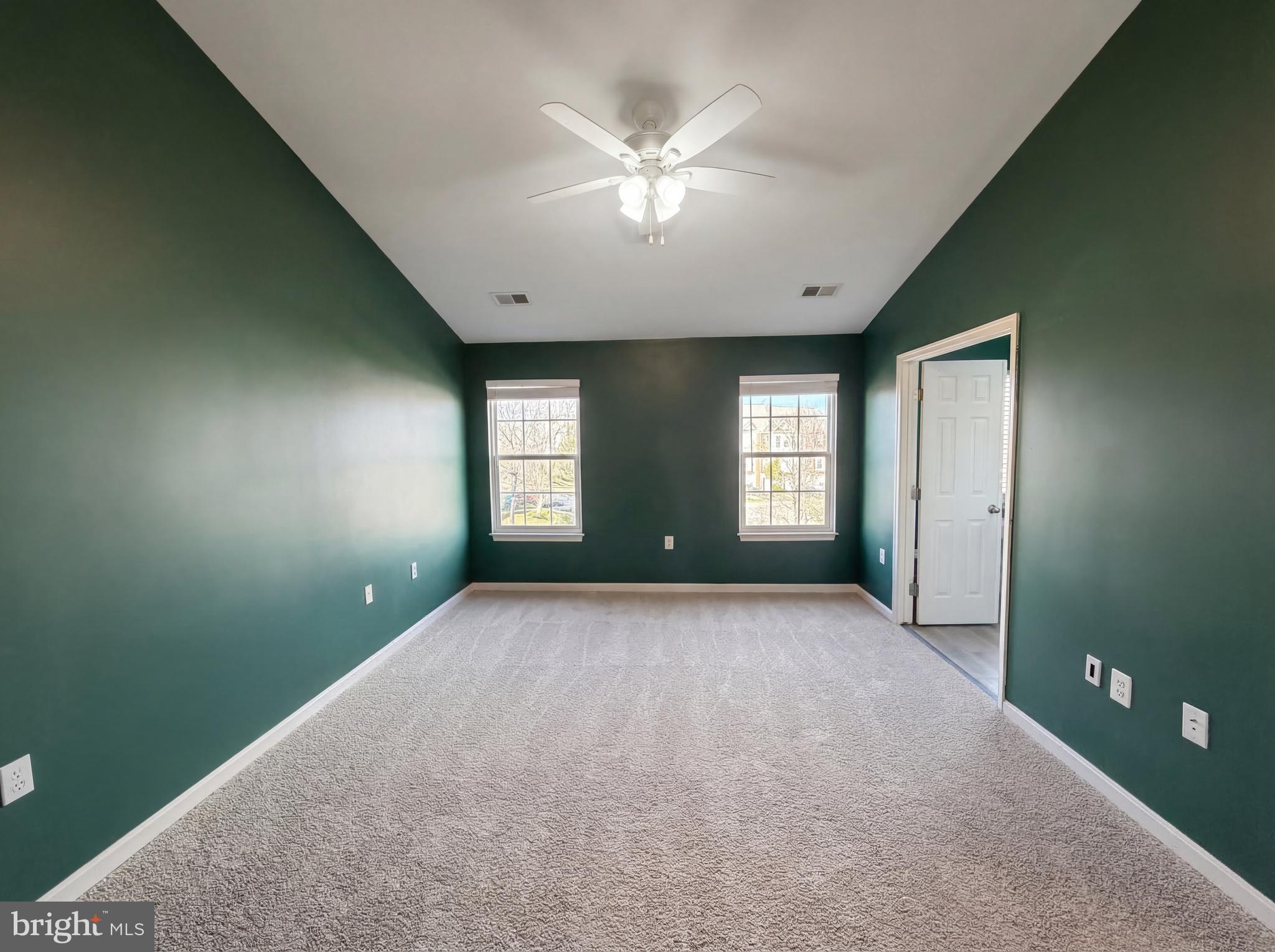 SPRING LAKES - Residential