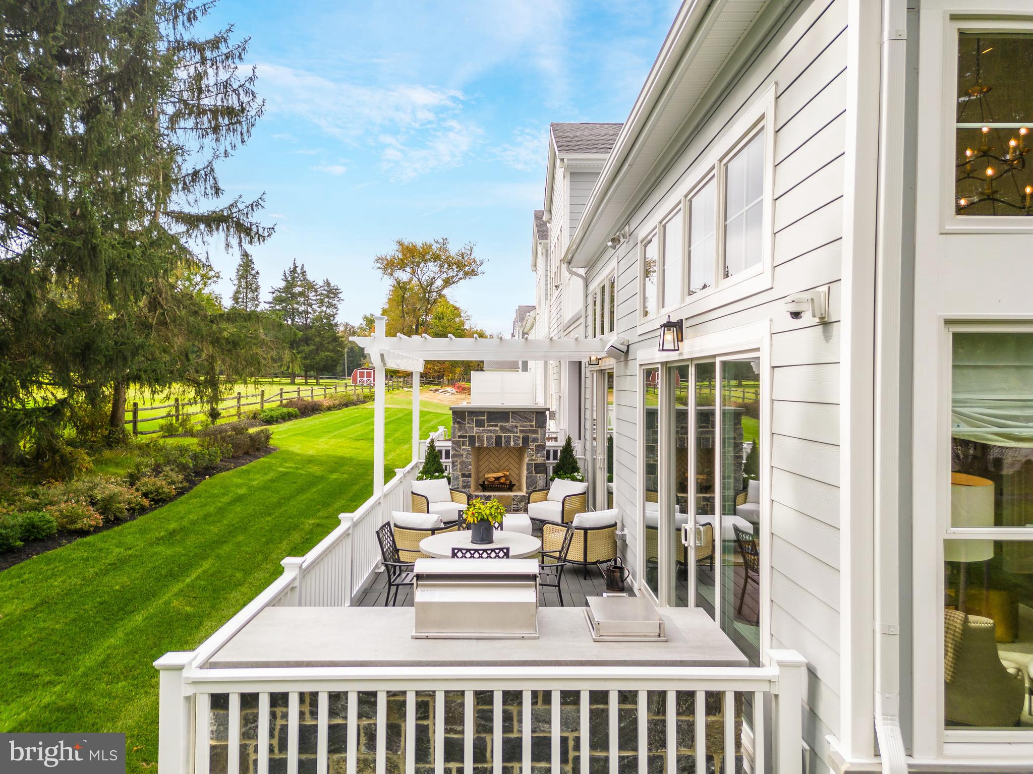 IRONSTONE AT BLUE BELL - Residential