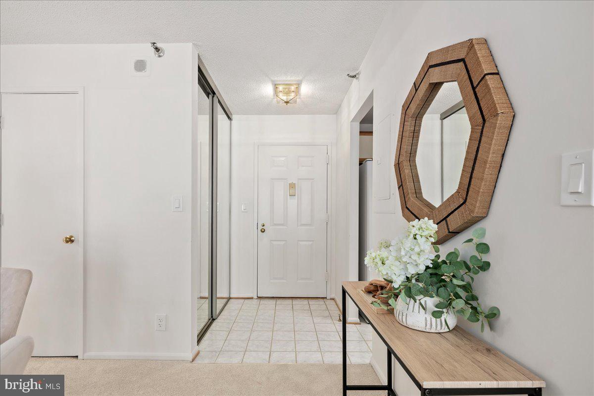 900 N STAFFORD STREET 916