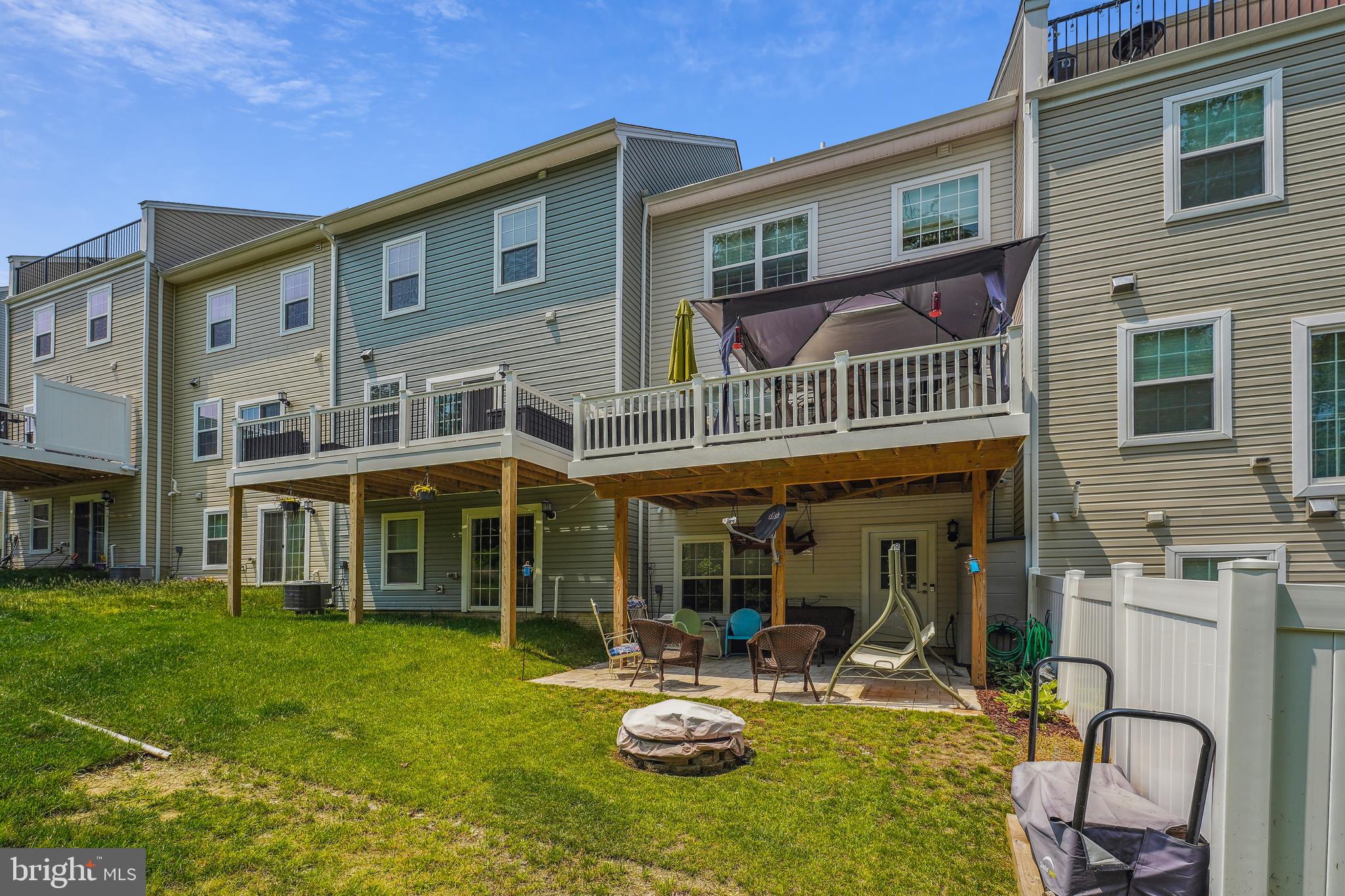 THE WOODS AT MYRTLE POINT - Residential