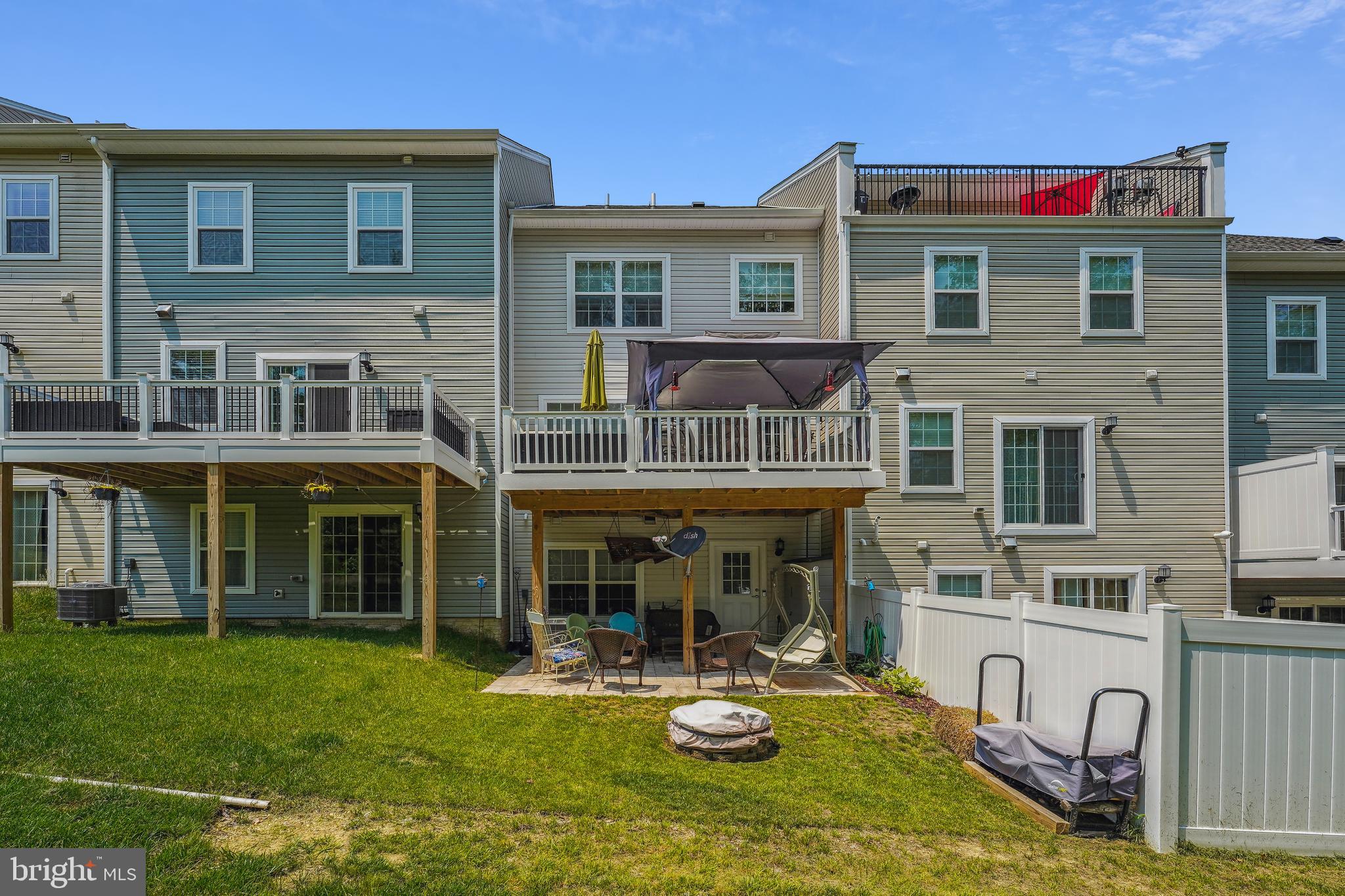 THE WOODS AT MYRTLE POINT - Residential