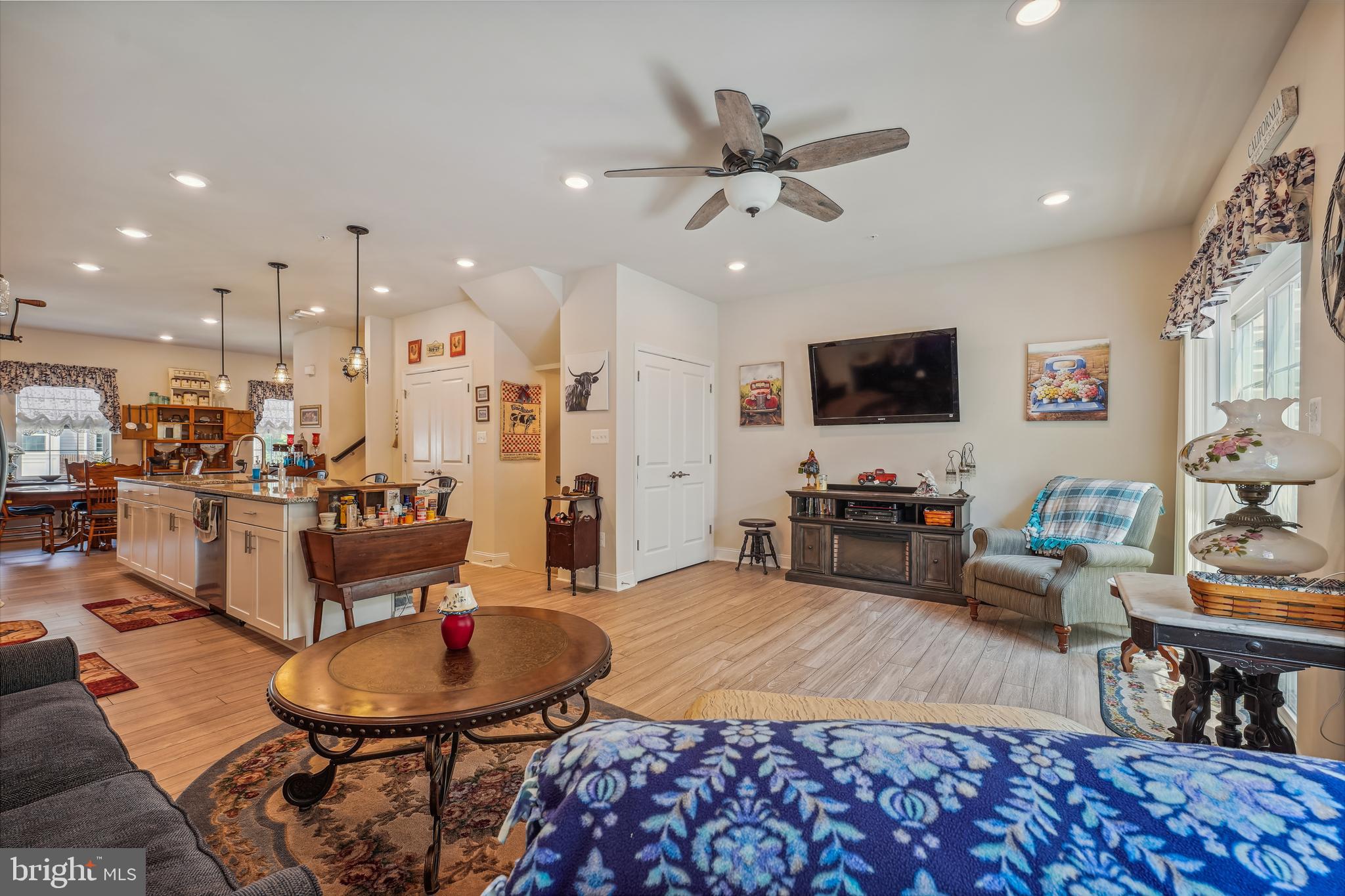 THE WOODS AT MYRTLE POINT - Residential