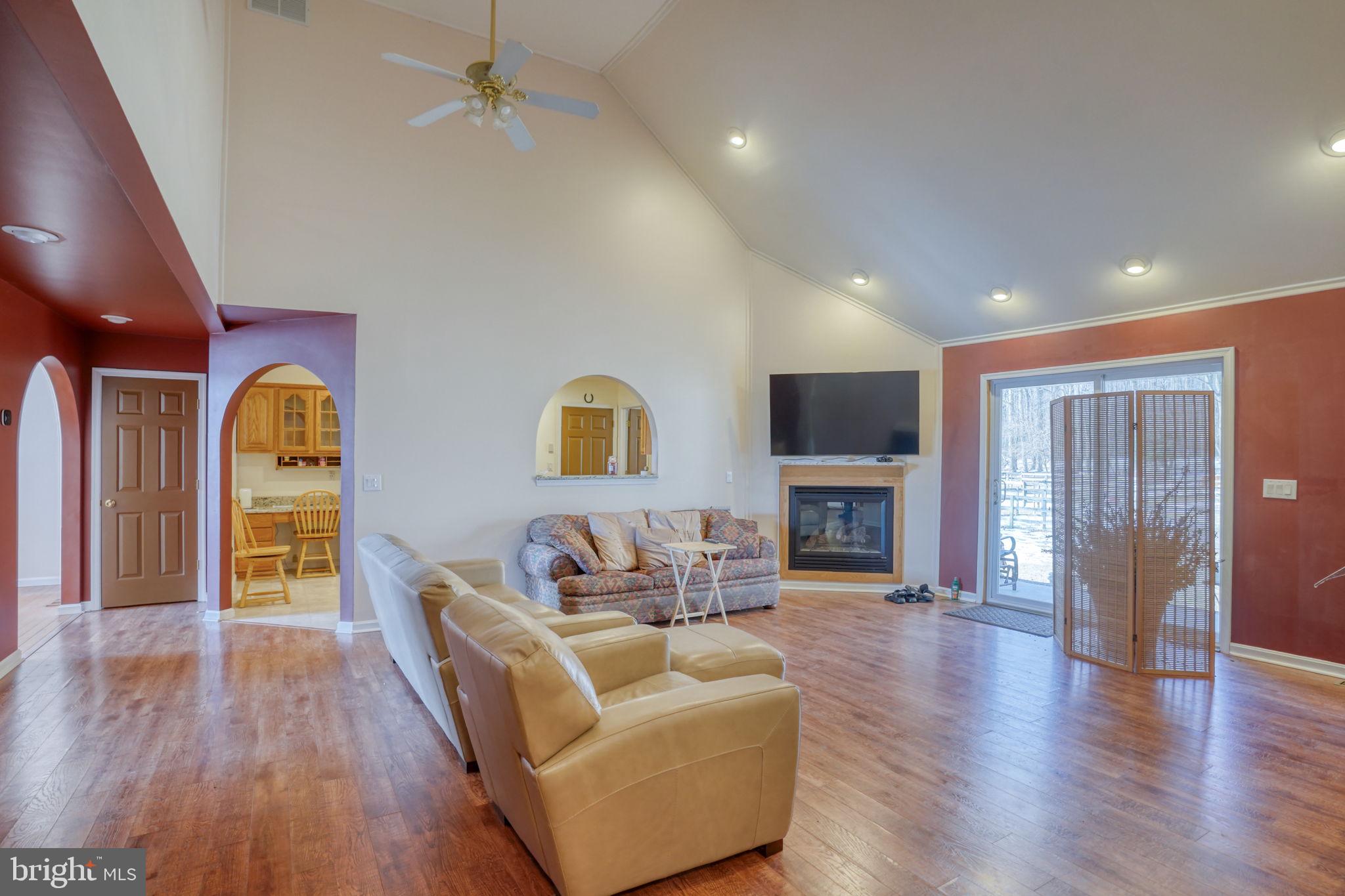 CANTERBURY TRAILS - Residential