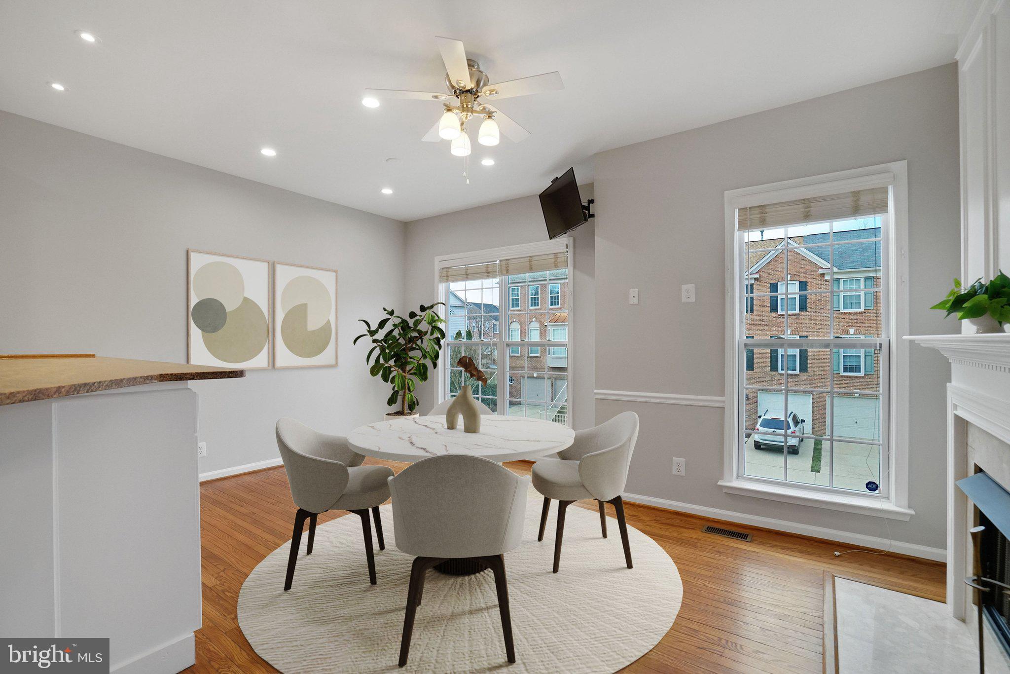 6142 MANCHESTER PARK CIRCLE