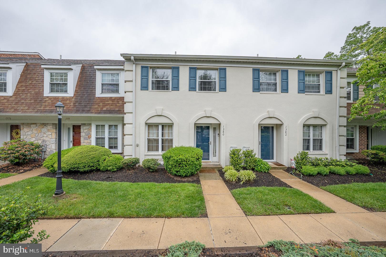WESTON VILLAGE - Residential