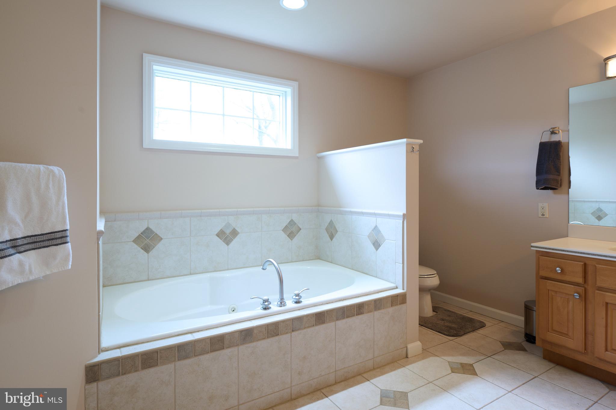 HILLSIDE FARM ESTATES - Residential