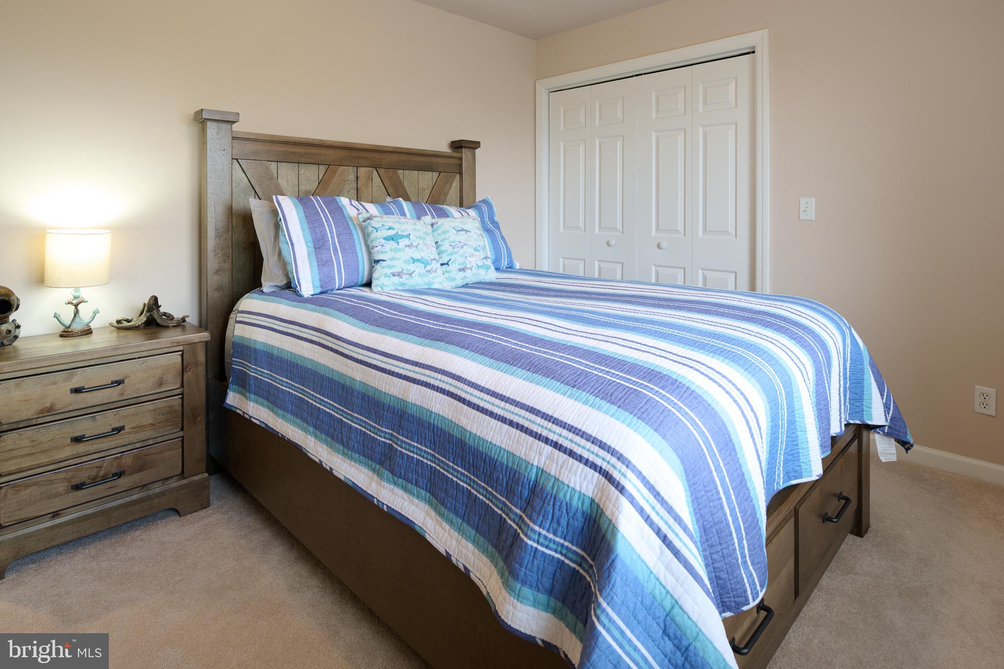 HILLSIDE FARM ESTATES - Residential