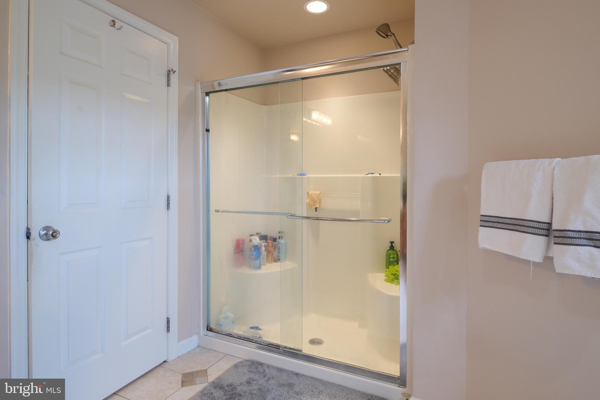 HILLSIDE FARM ESTATES - Residential