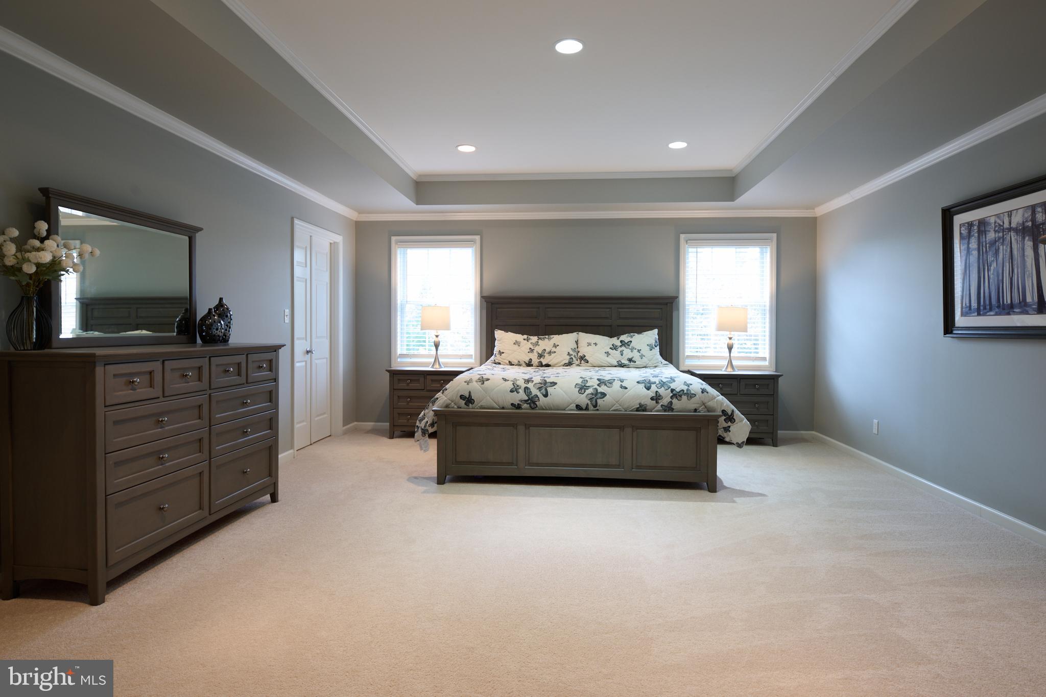 HILLSIDE FARM ESTATES - Residential