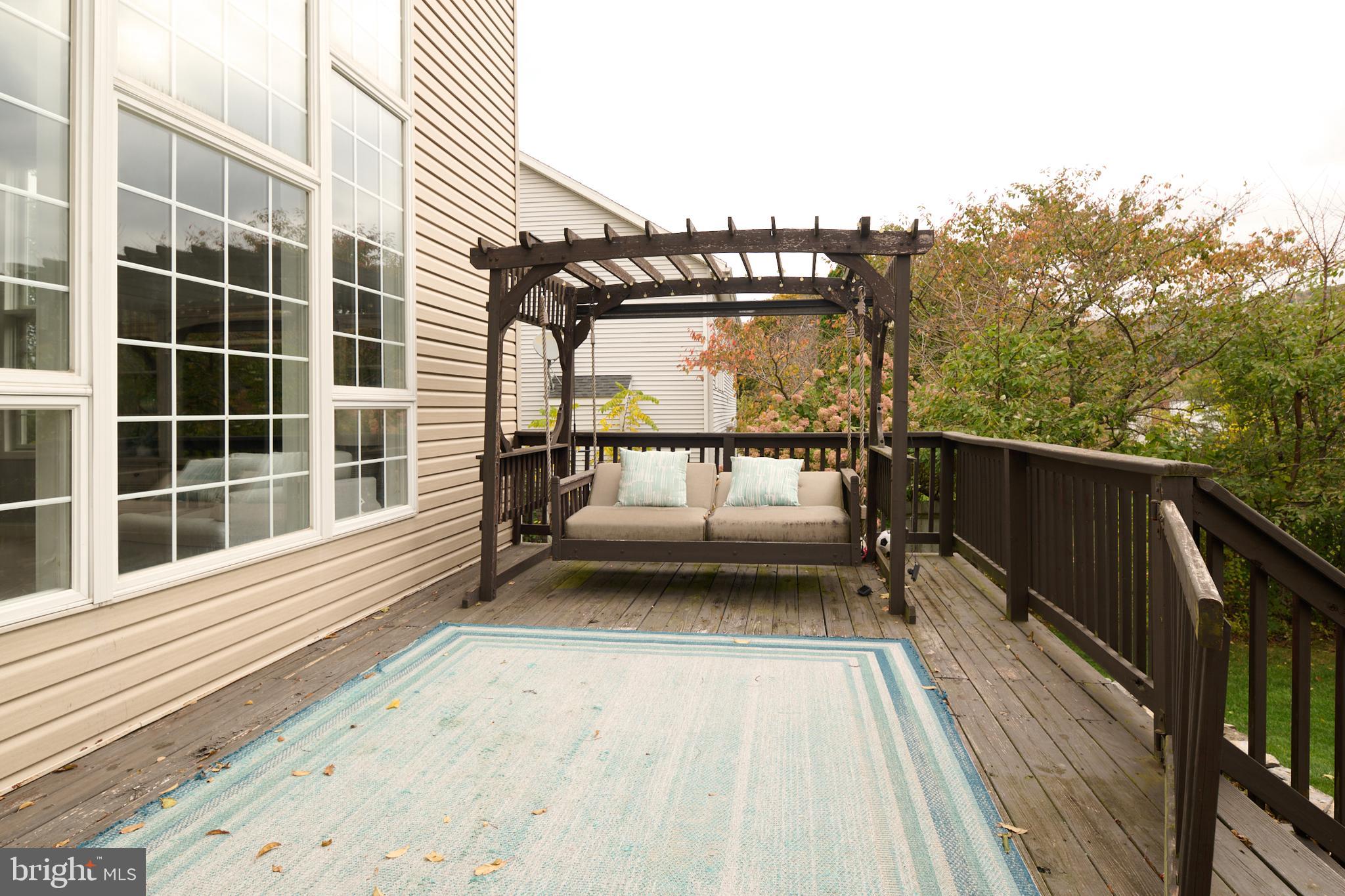 HILLSIDE FARM ESTATES - Residential