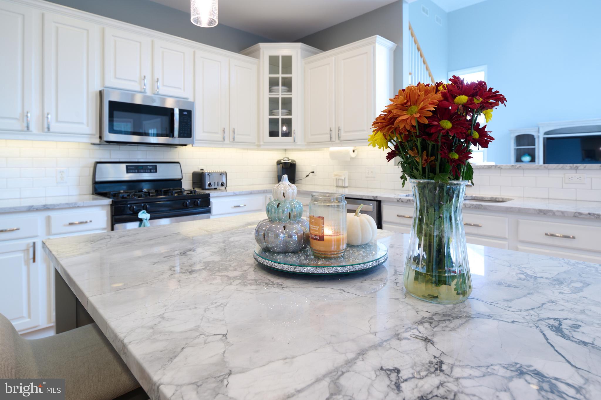 HILLSIDE FARM ESTATES - Residential