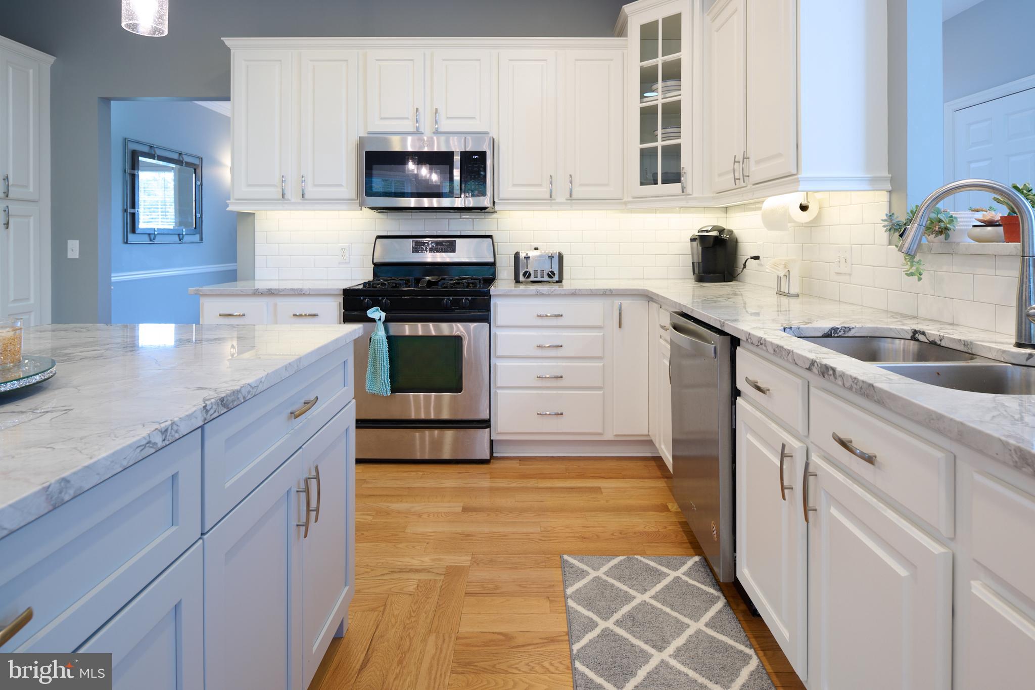 HILLSIDE FARM ESTATES - Residential