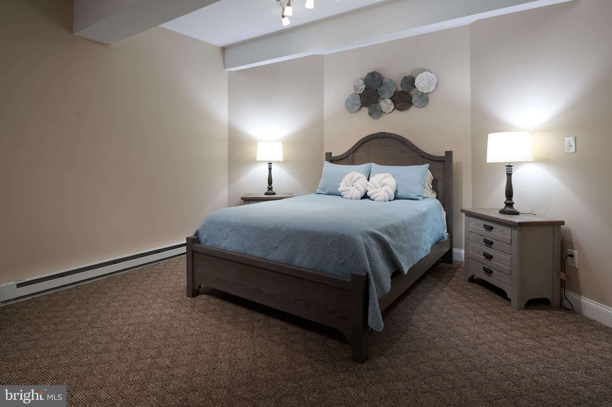 HILLSIDE FARM ESTATES - Residential