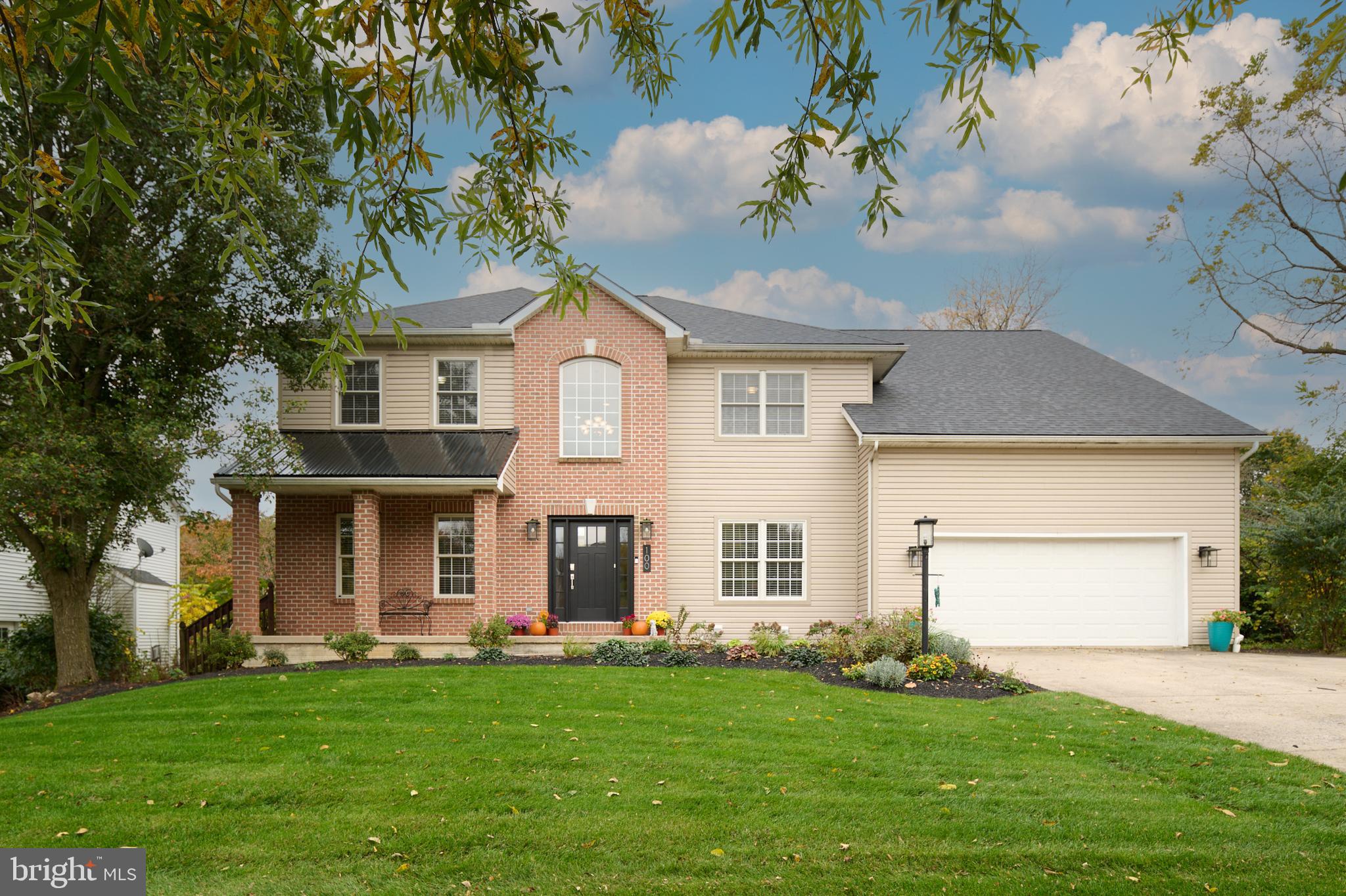 HILLSIDE FARM ESTATES - Residential