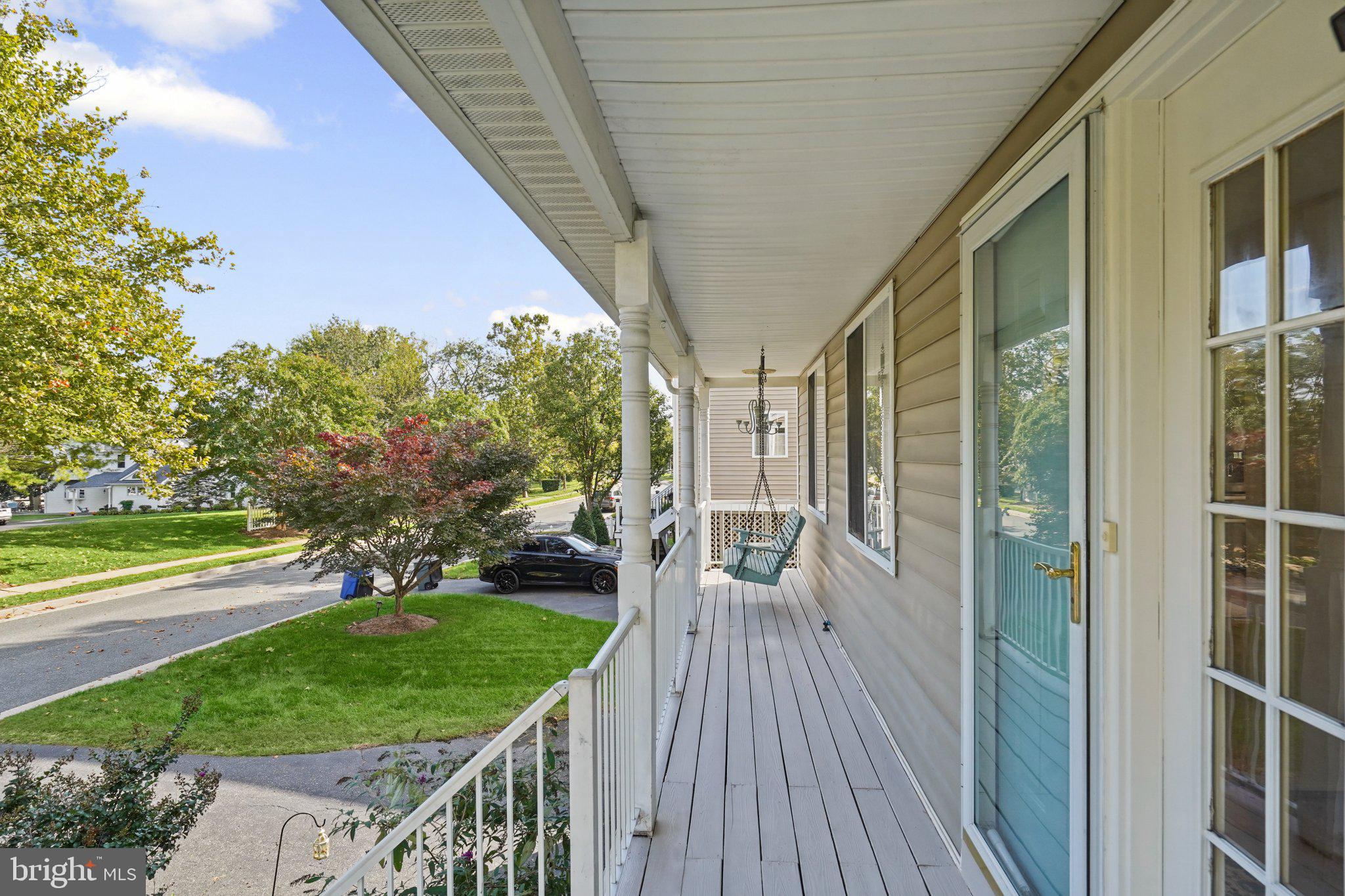 121 MARINERS POINT DRIVE