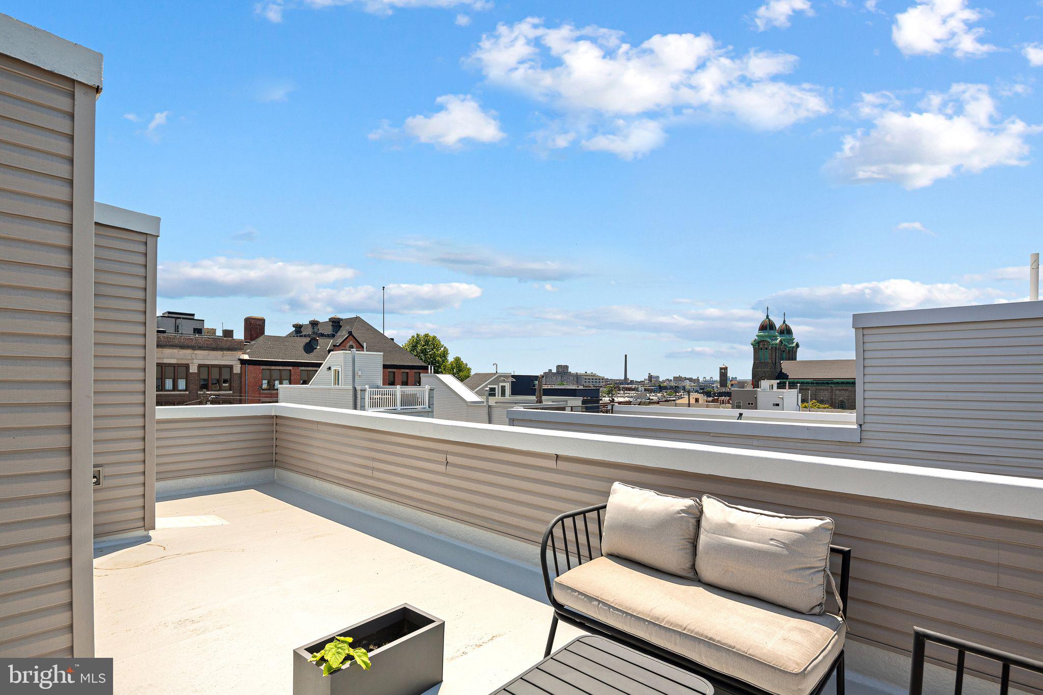 POINT BREEZE - Residential