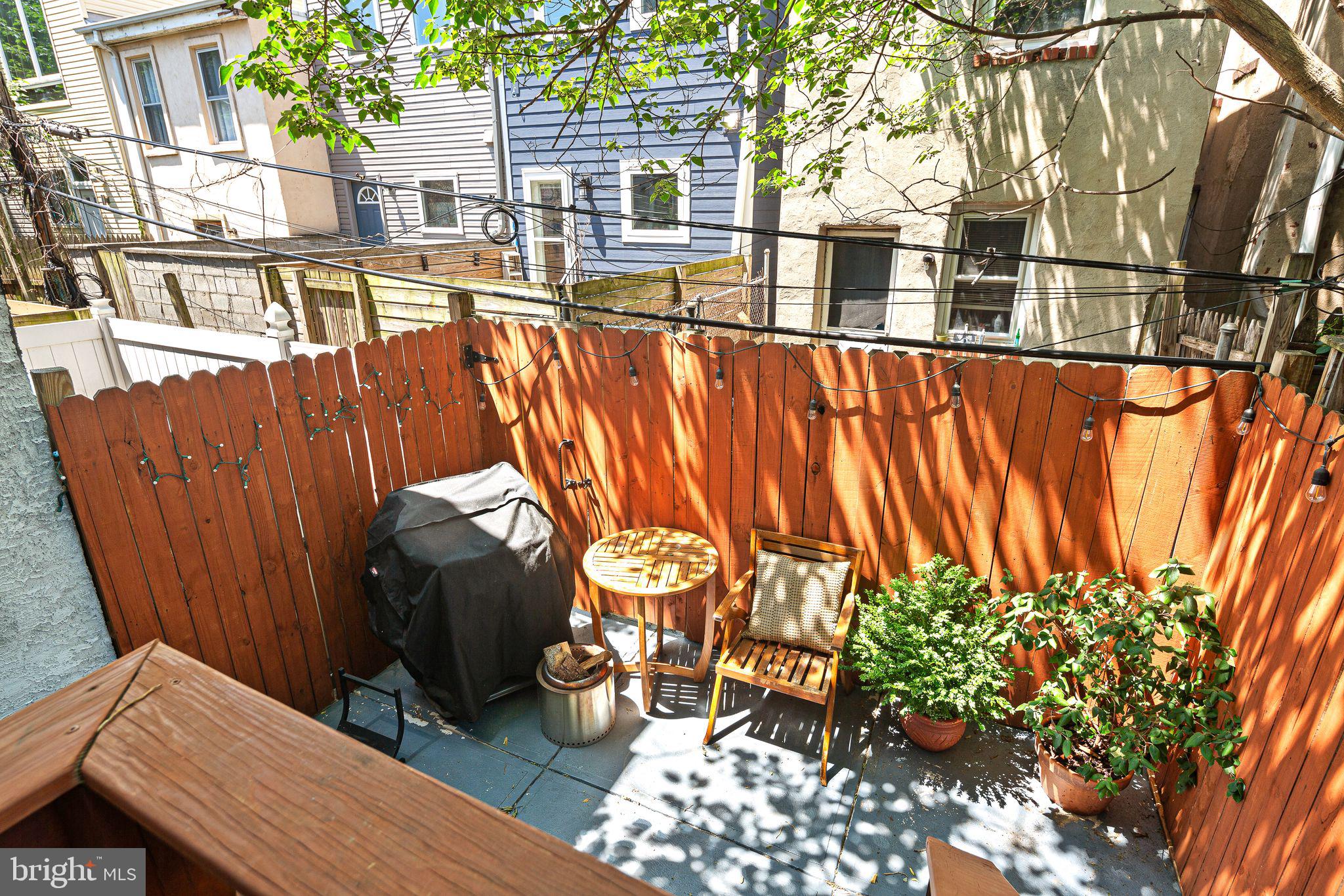 POINT BREEZE - Residential