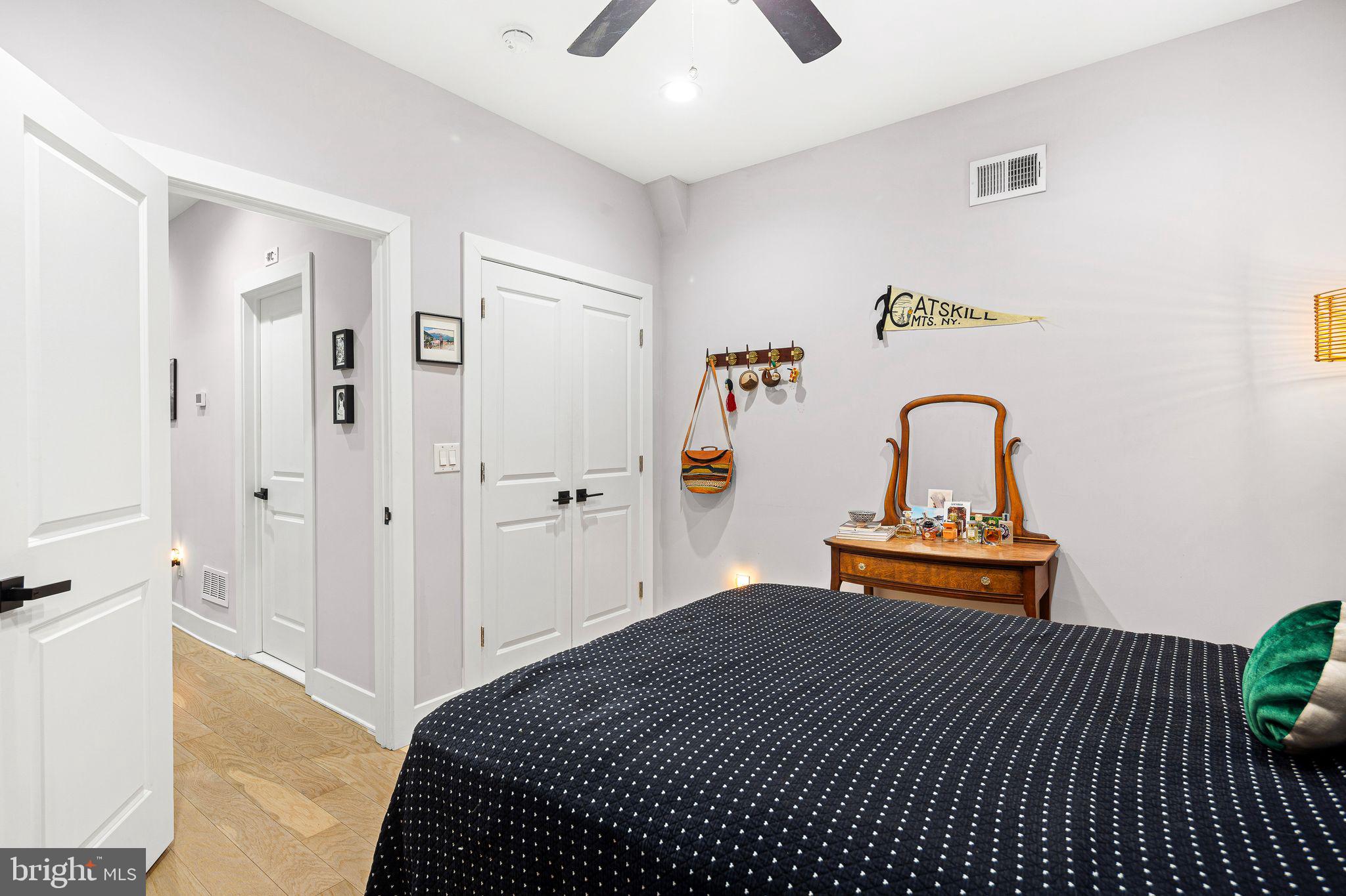 POINT BREEZE - Residential