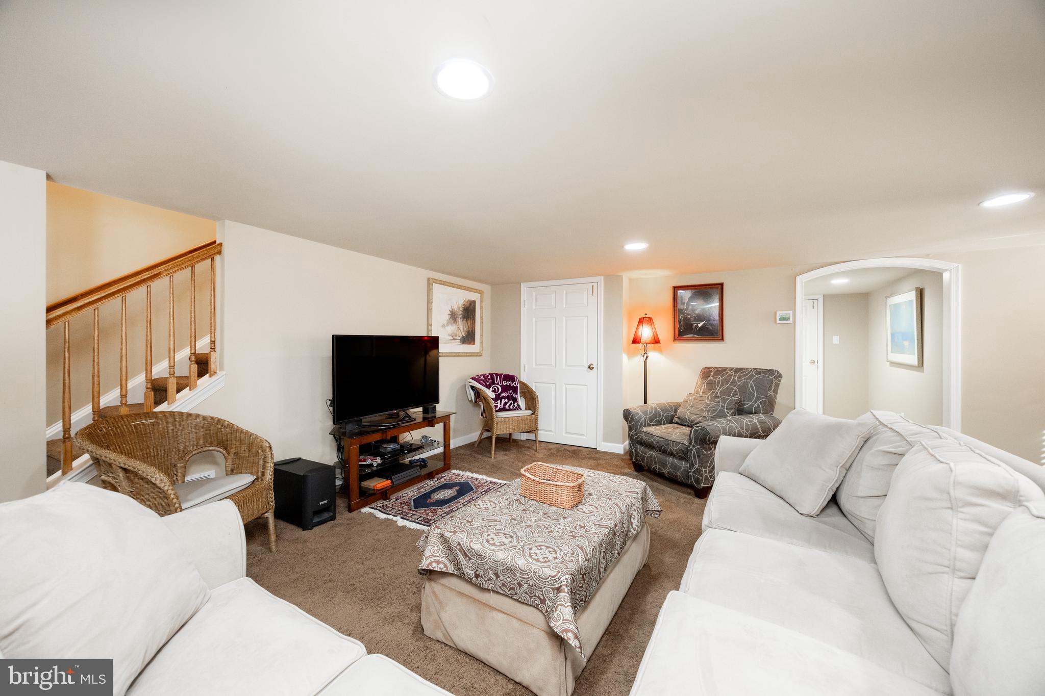 STONEGATE - Residential