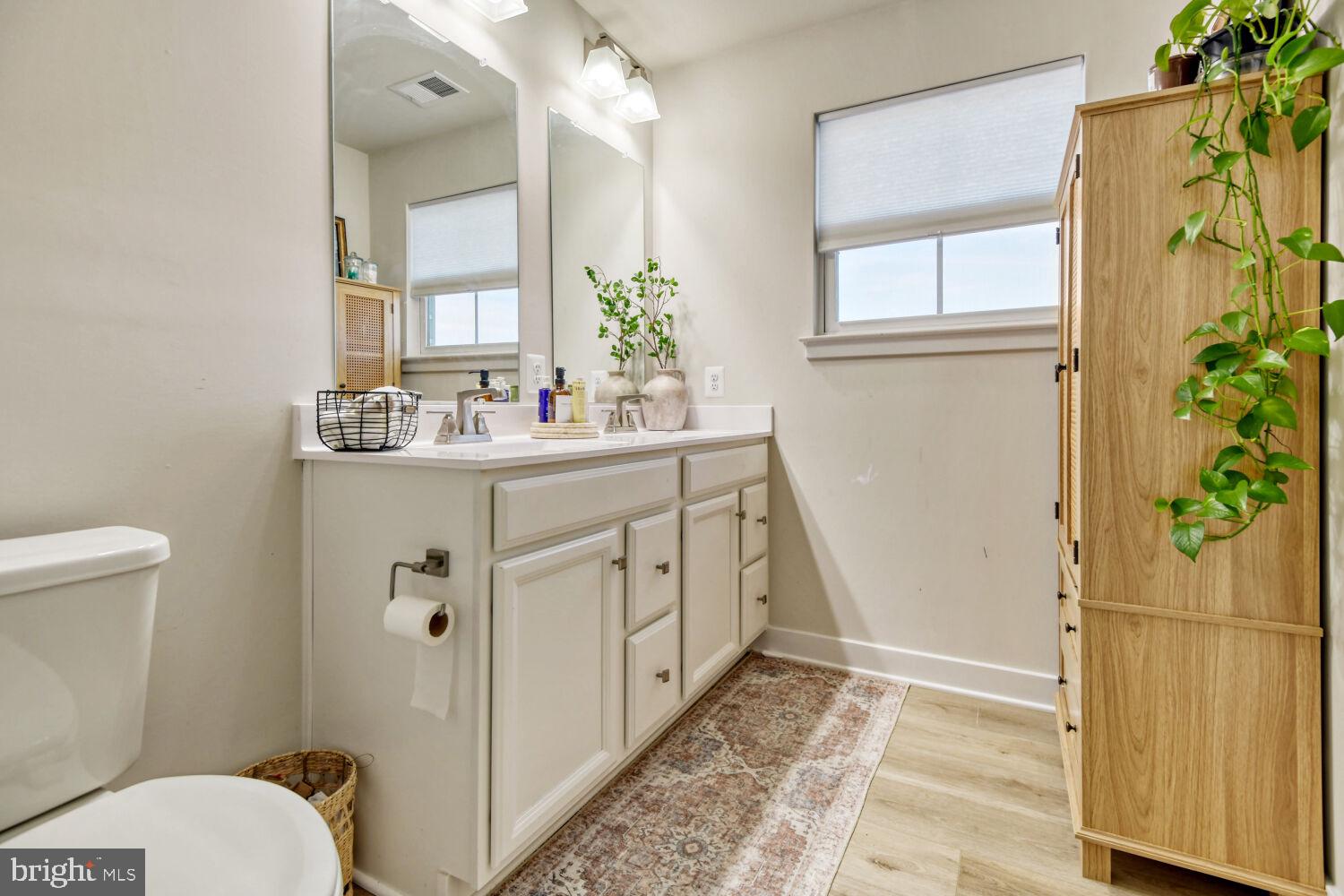 JAMES RUN CARRIAGE HOMES - Residential