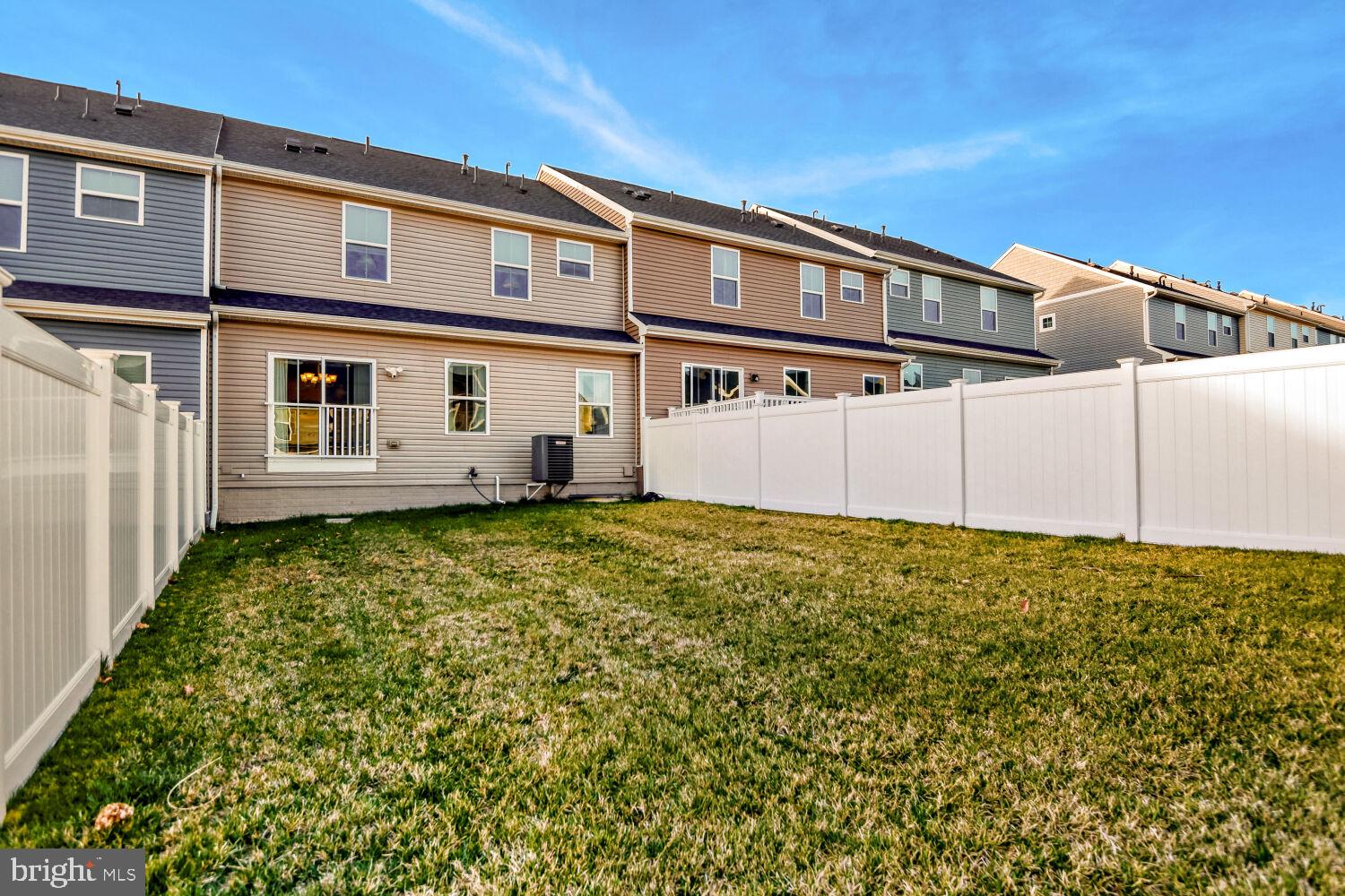 JAMES RUN CARRIAGE HOMES - Residential