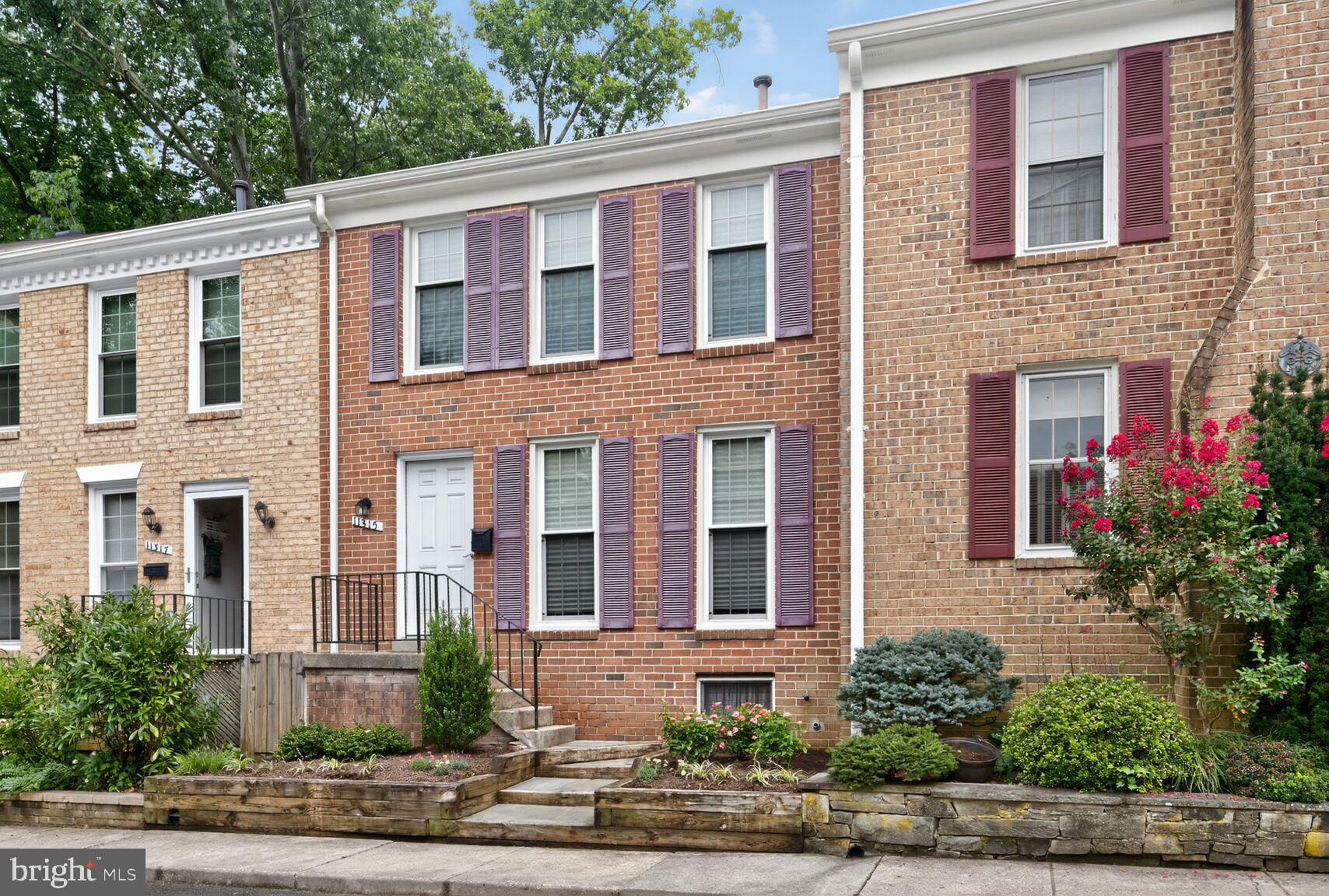 11315 PALISADES COURT