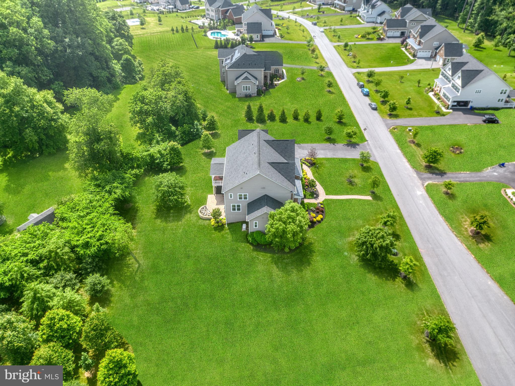 THE ESTATES AT MILL CREEK - Residential