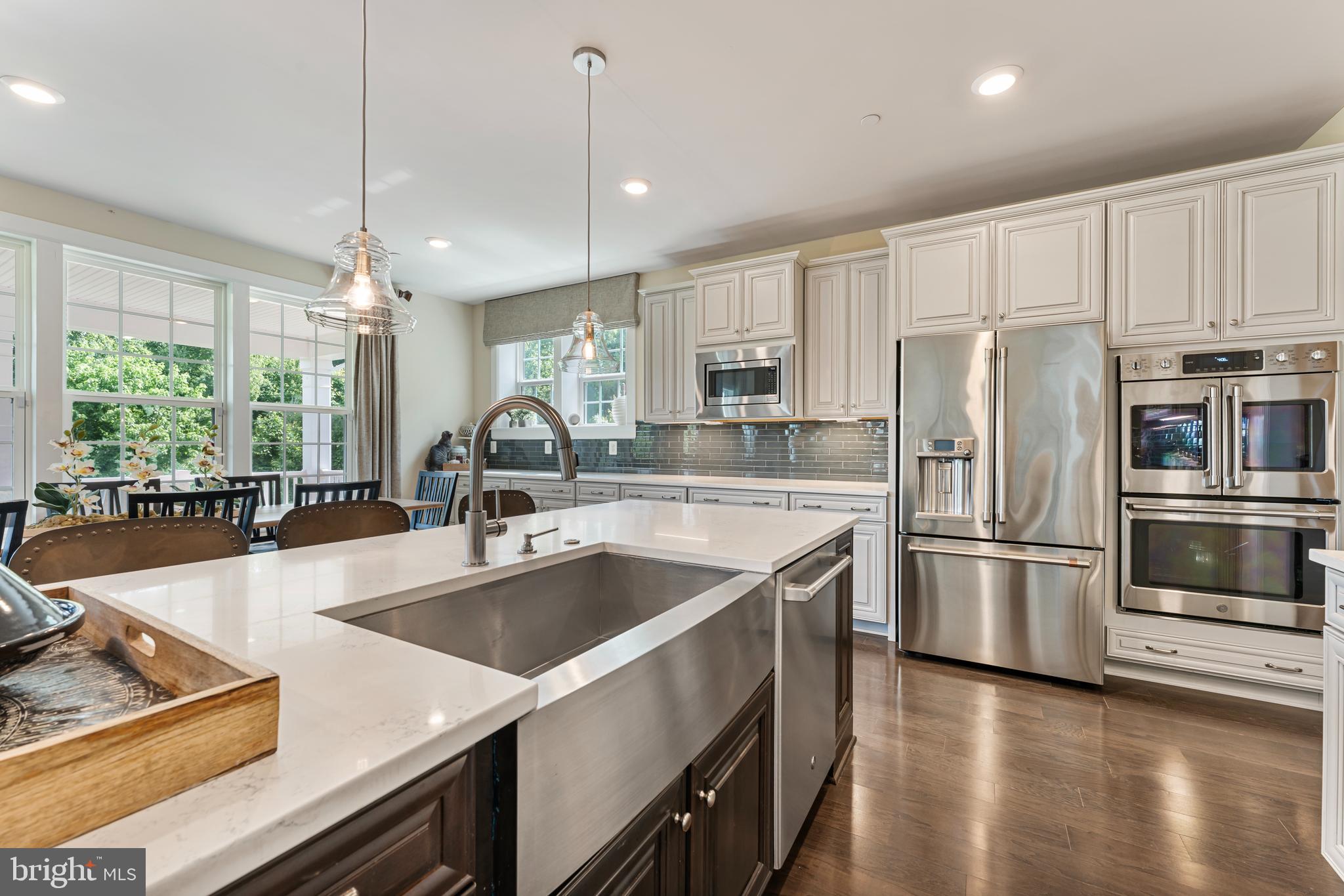 THE ESTATES AT MILL CREEK - Residential