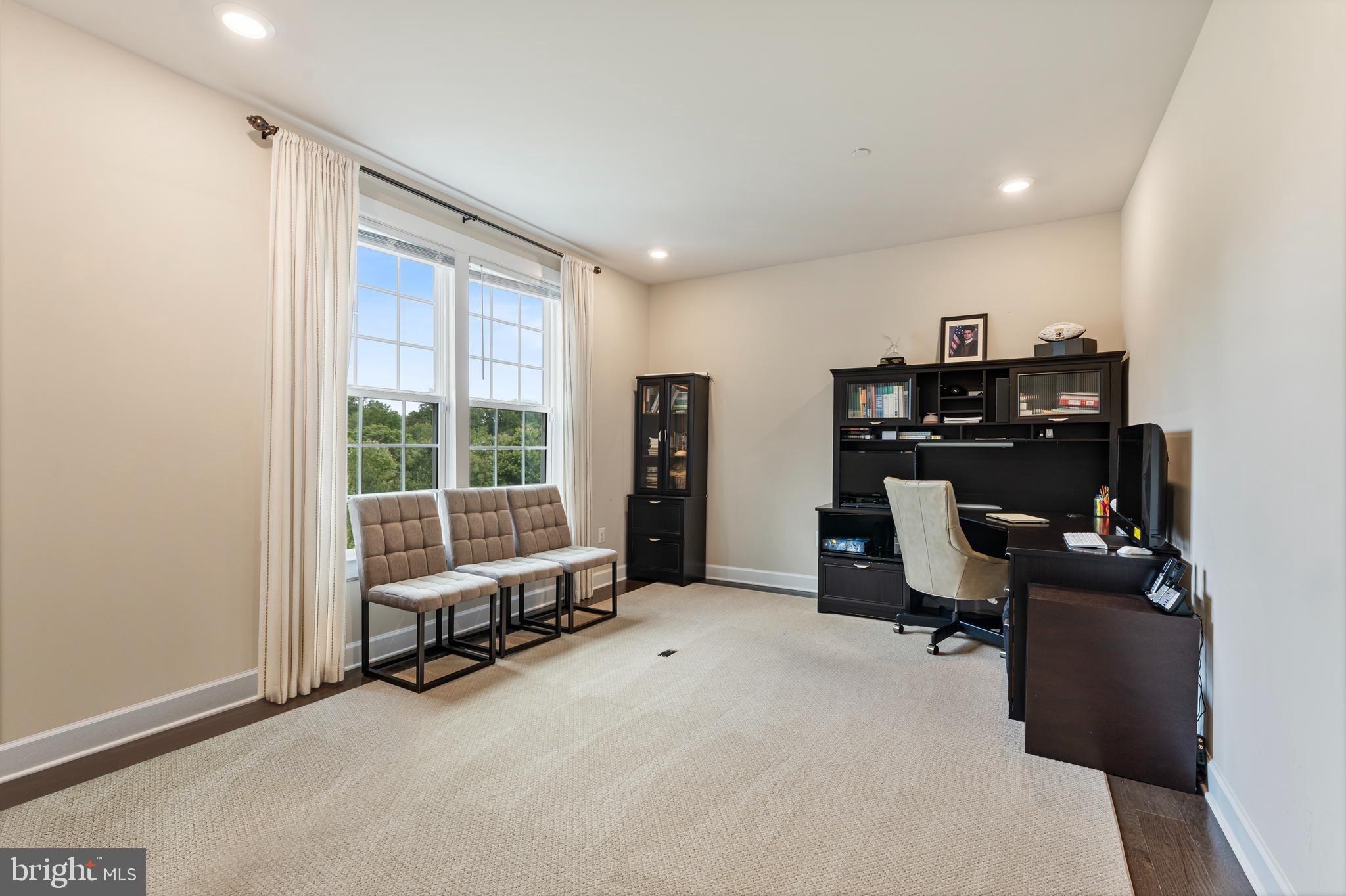 THE ESTATES AT MILL CREEK - Residential