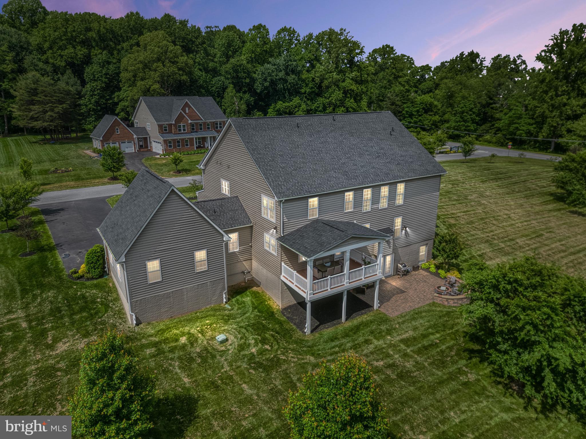 THE ESTATES AT MILL CREEK - Residential