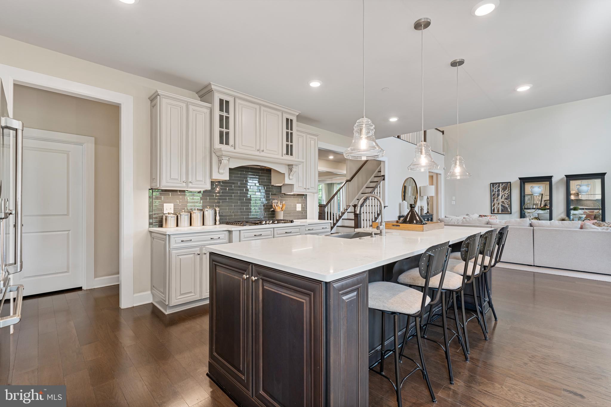 THE ESTATES AT MILL CREEK - Residential