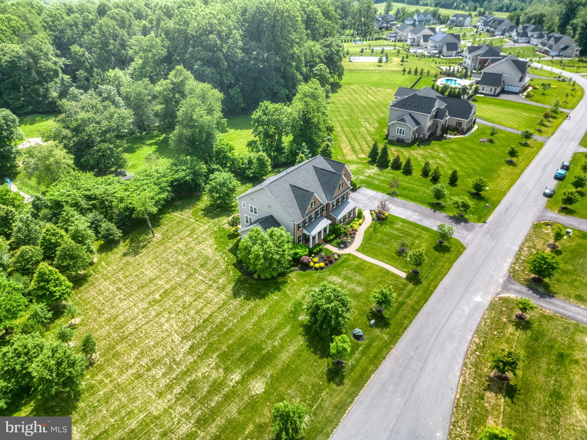 THE ESTATES AT MILL CREEK - Residential