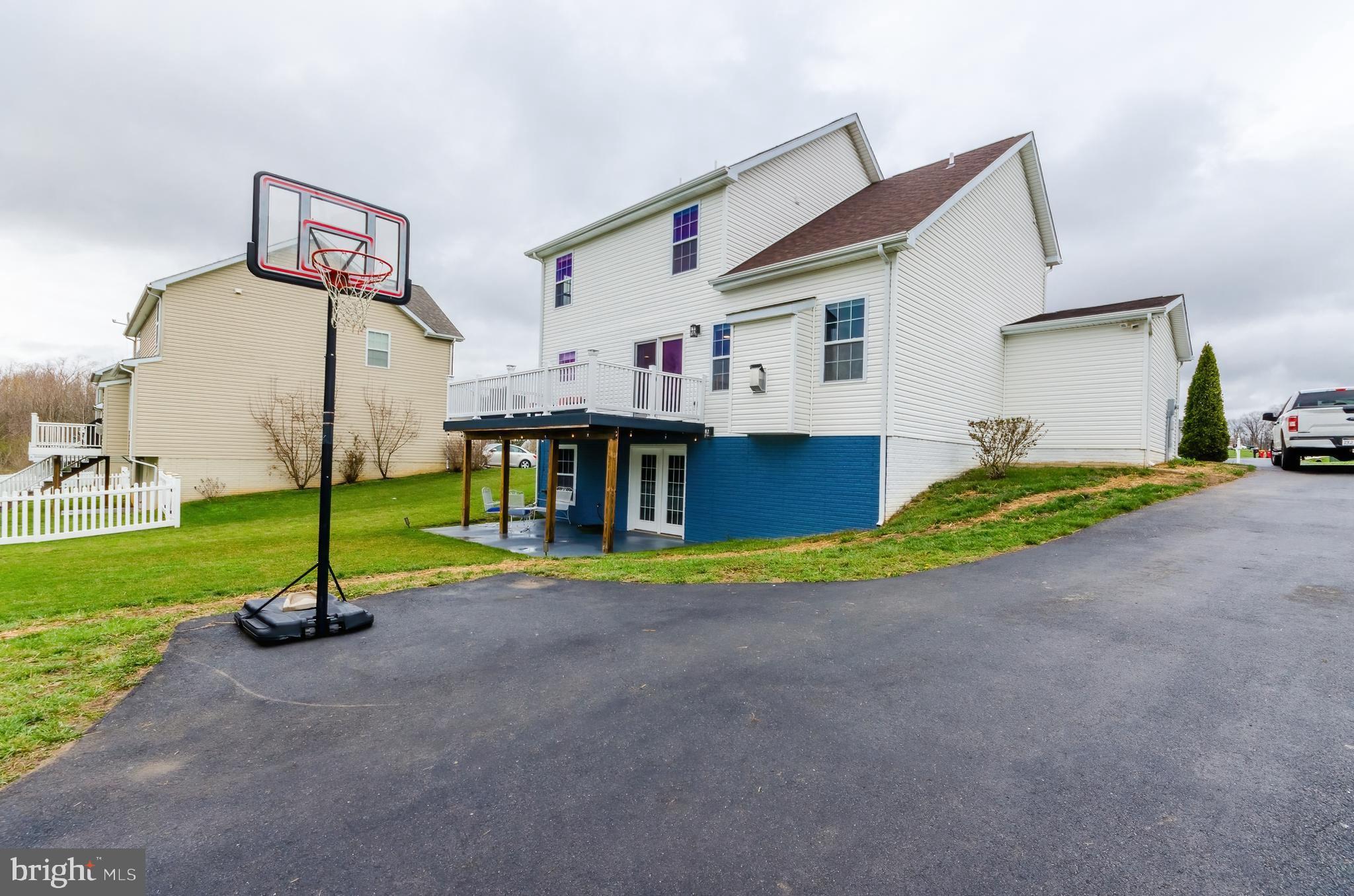 STONEY RIDGE - Residential