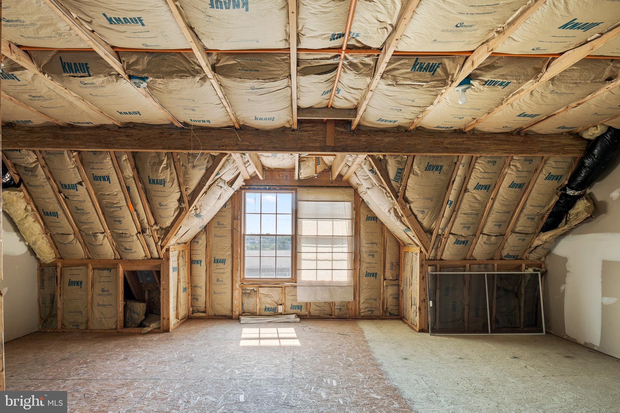 ROLAND GATE - Residential Lease