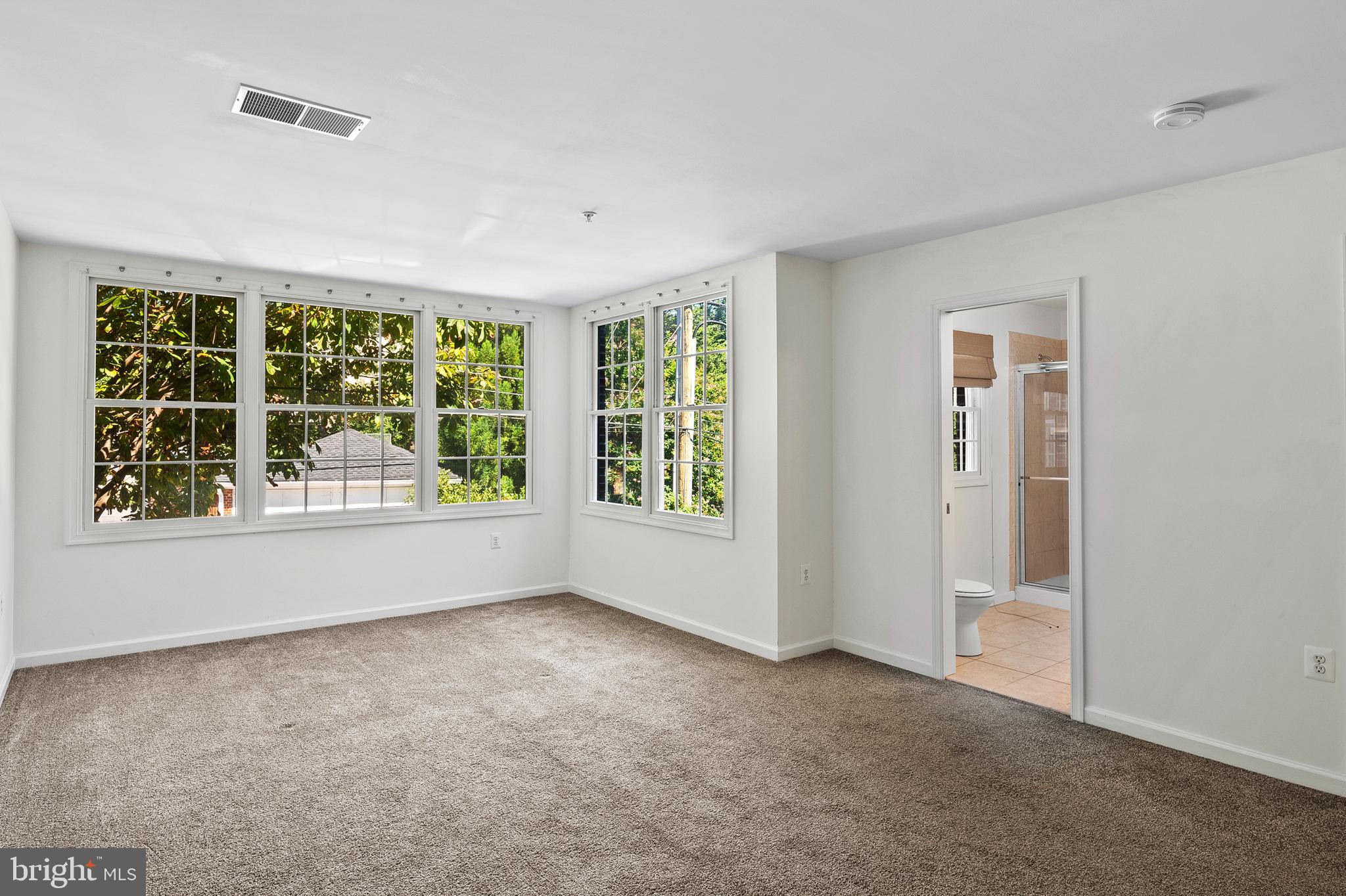 ROLAND GATE - Residential Lease